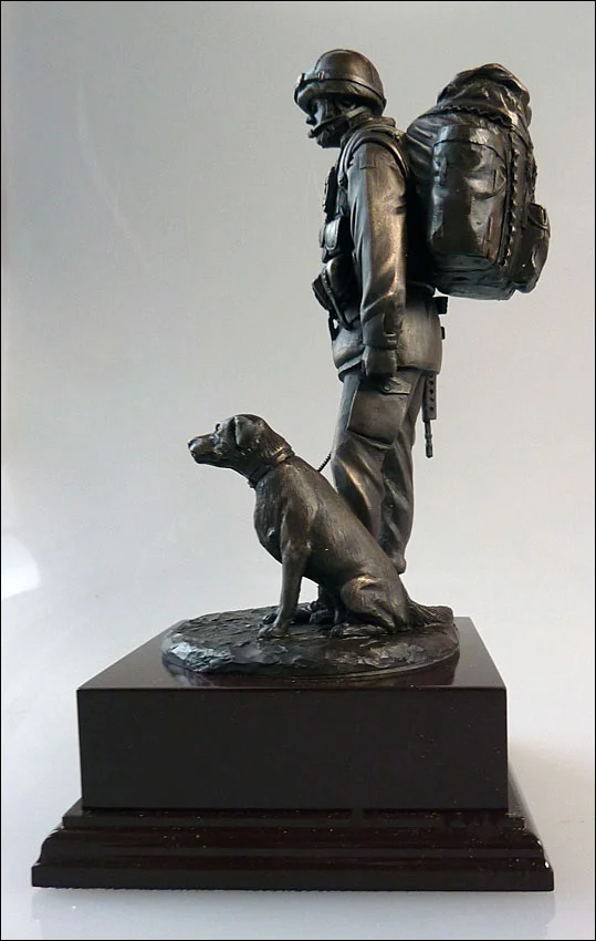 Army-dog-handler-2.jpg