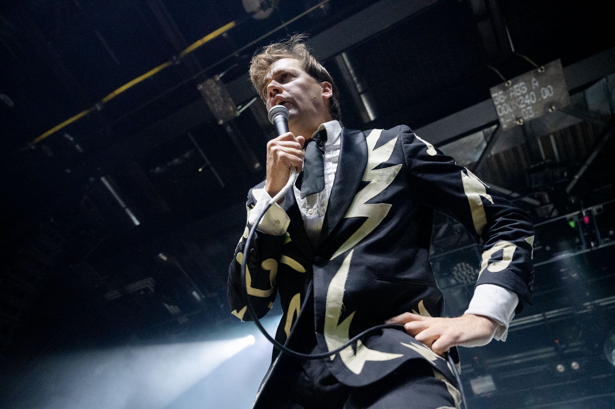 3-The-Hives-by-Edwina-Hay-9884.jpg