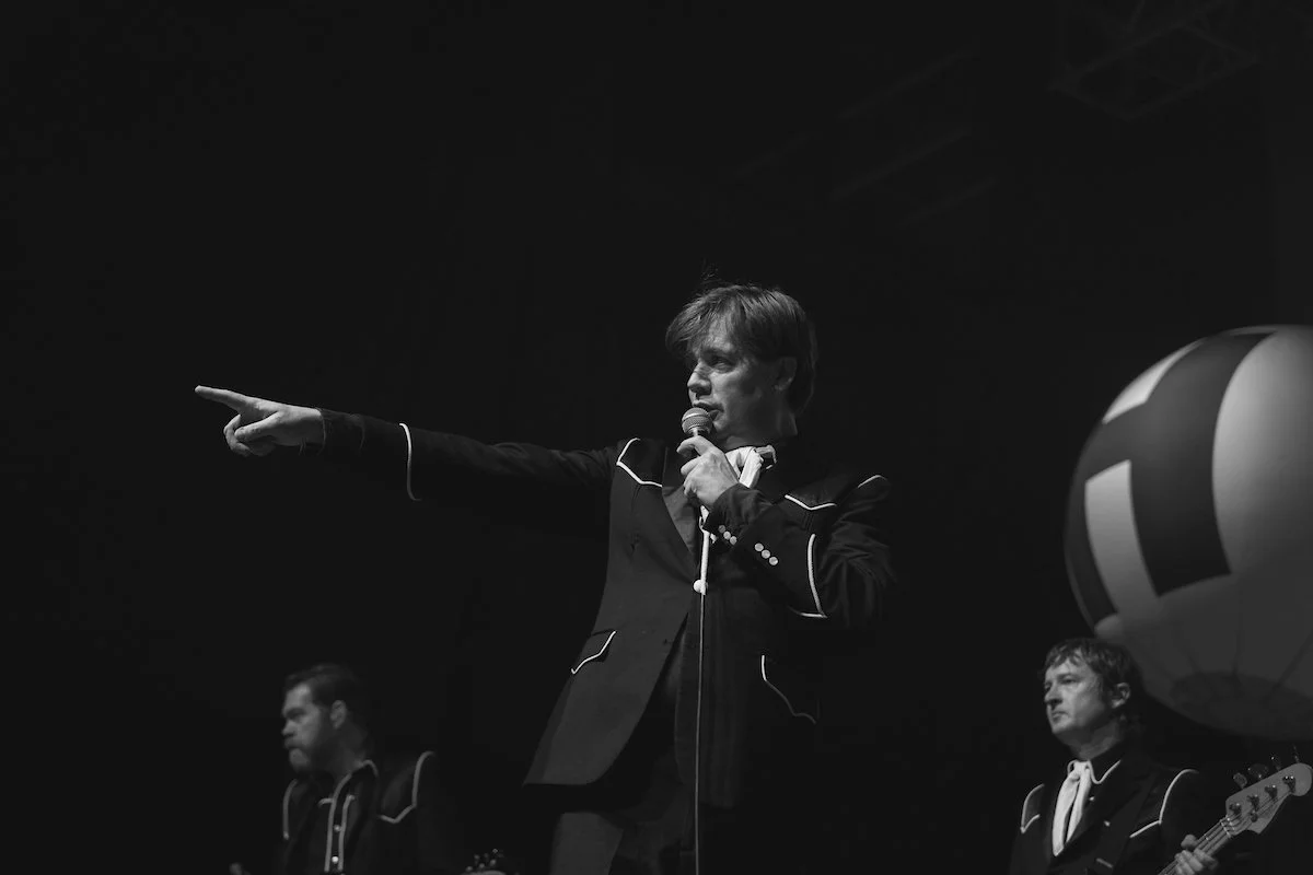 TheHives_09102025_HOB_HTX_7RV00398.jpg