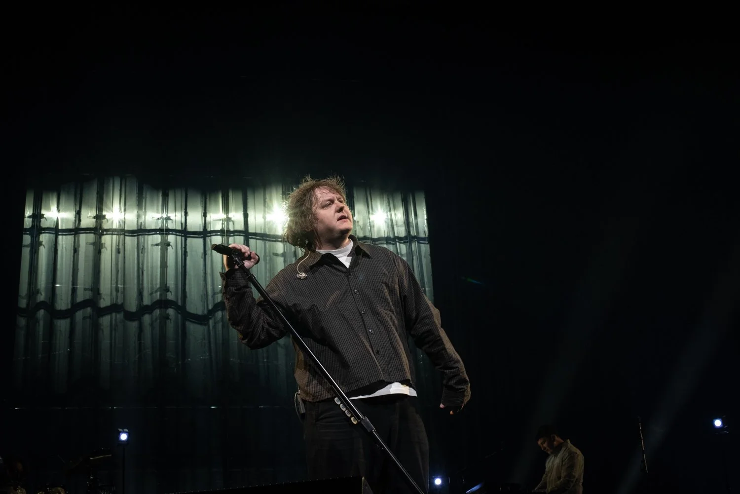 Lewis Capaldi-14.jpg