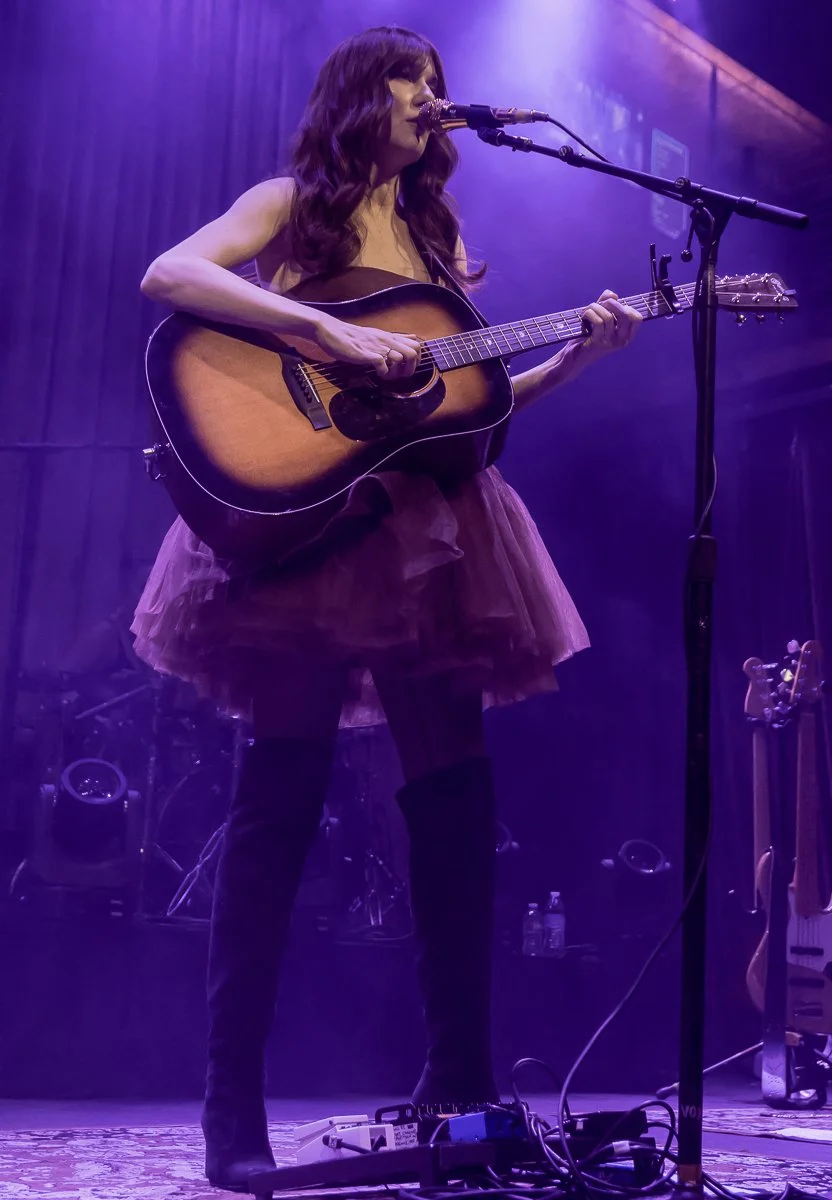 Molly Tuttle-5.jpg