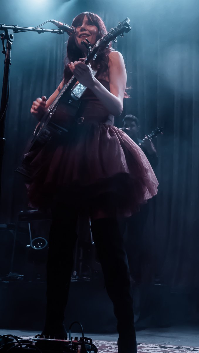 Molly Tuttle-9.jpg