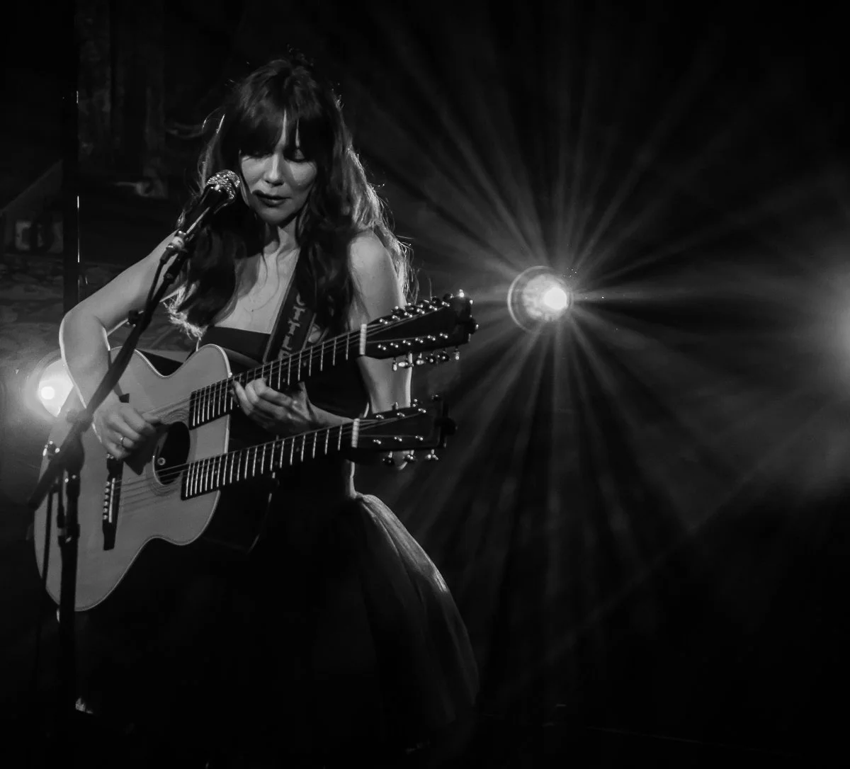 Molly Tuttle-44.jpg