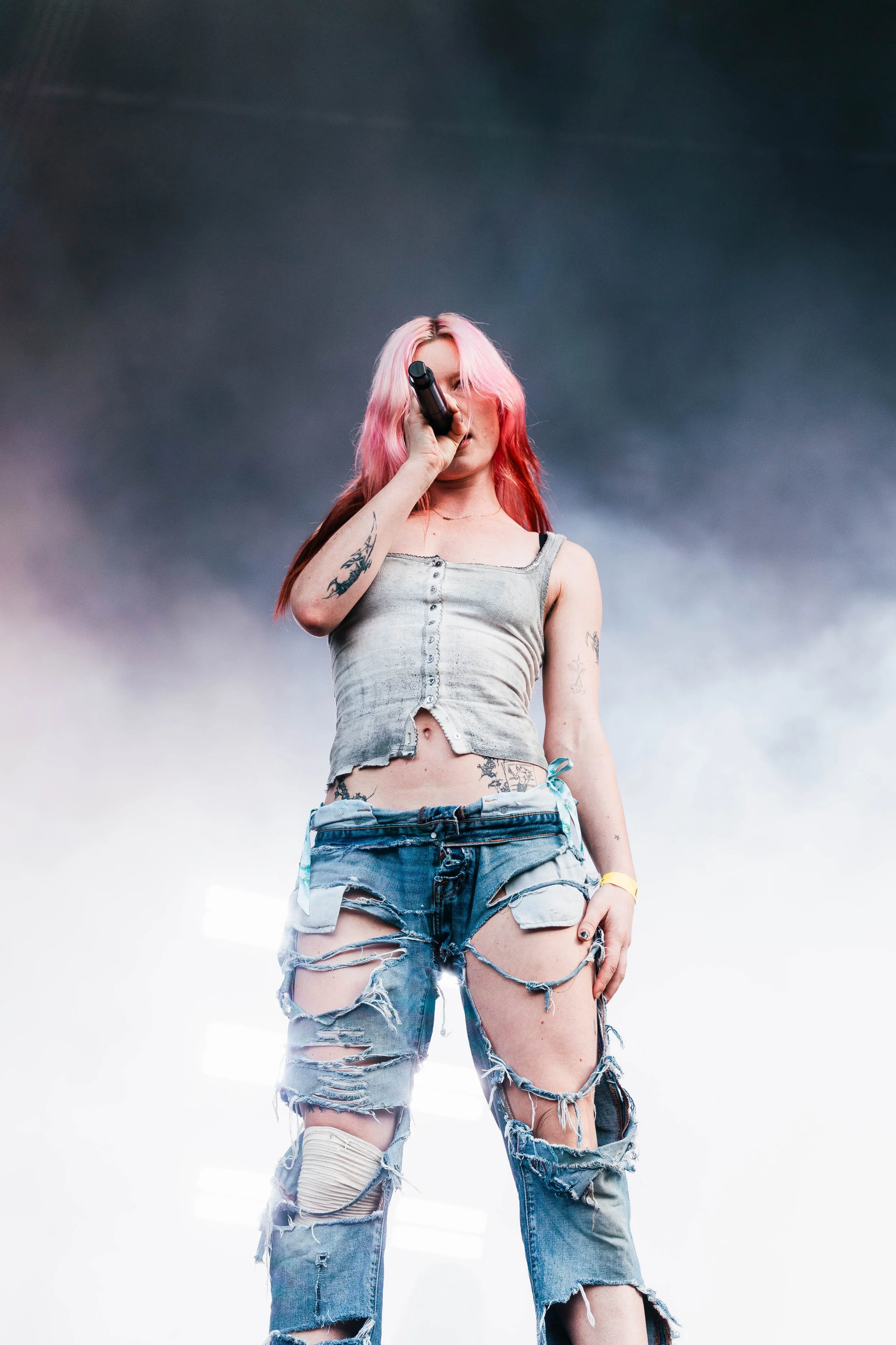 Manon POTHIN-manoncphoto_RES-Wet Leg_20260828_004.jpg
