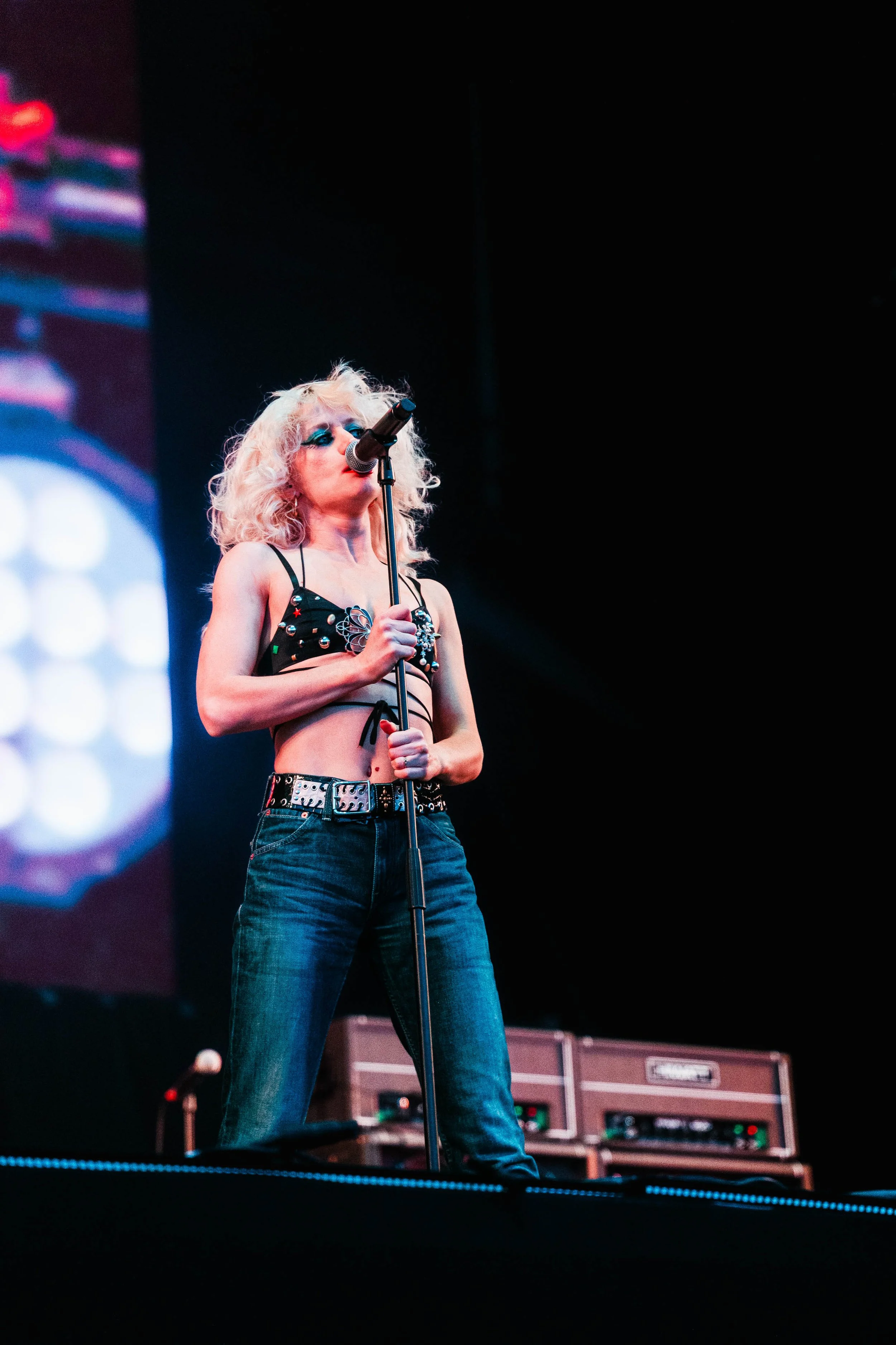 Manon POTHIN-manoncphoto_RES-Amyl and the Sniffers_20260829_006.jpg