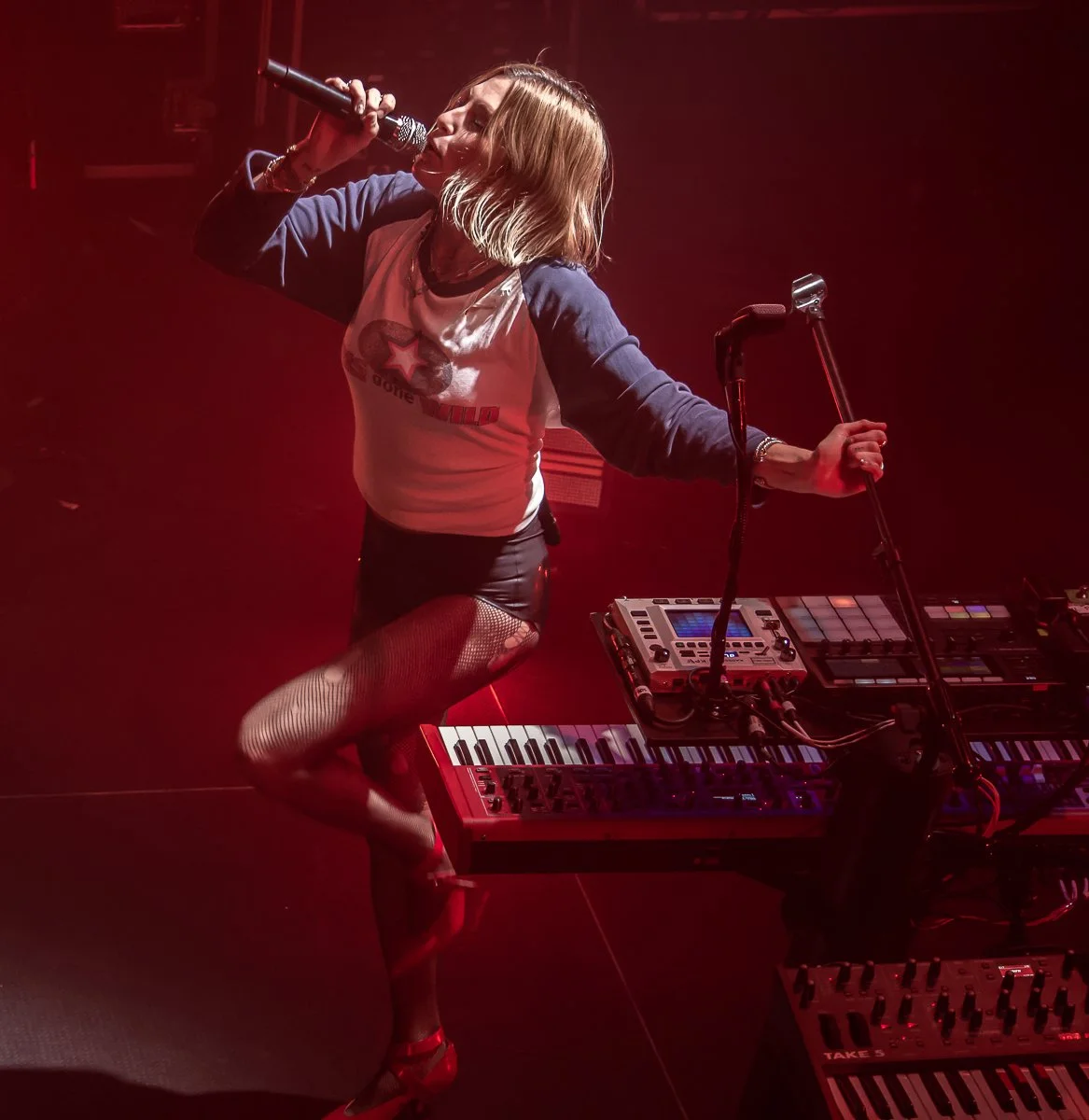 Phantogram-22.jpg