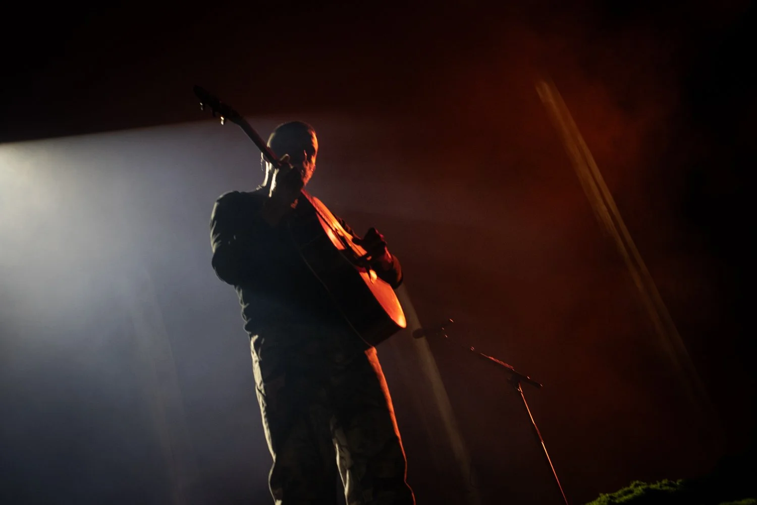 Dermot Kennedy-10.jpg