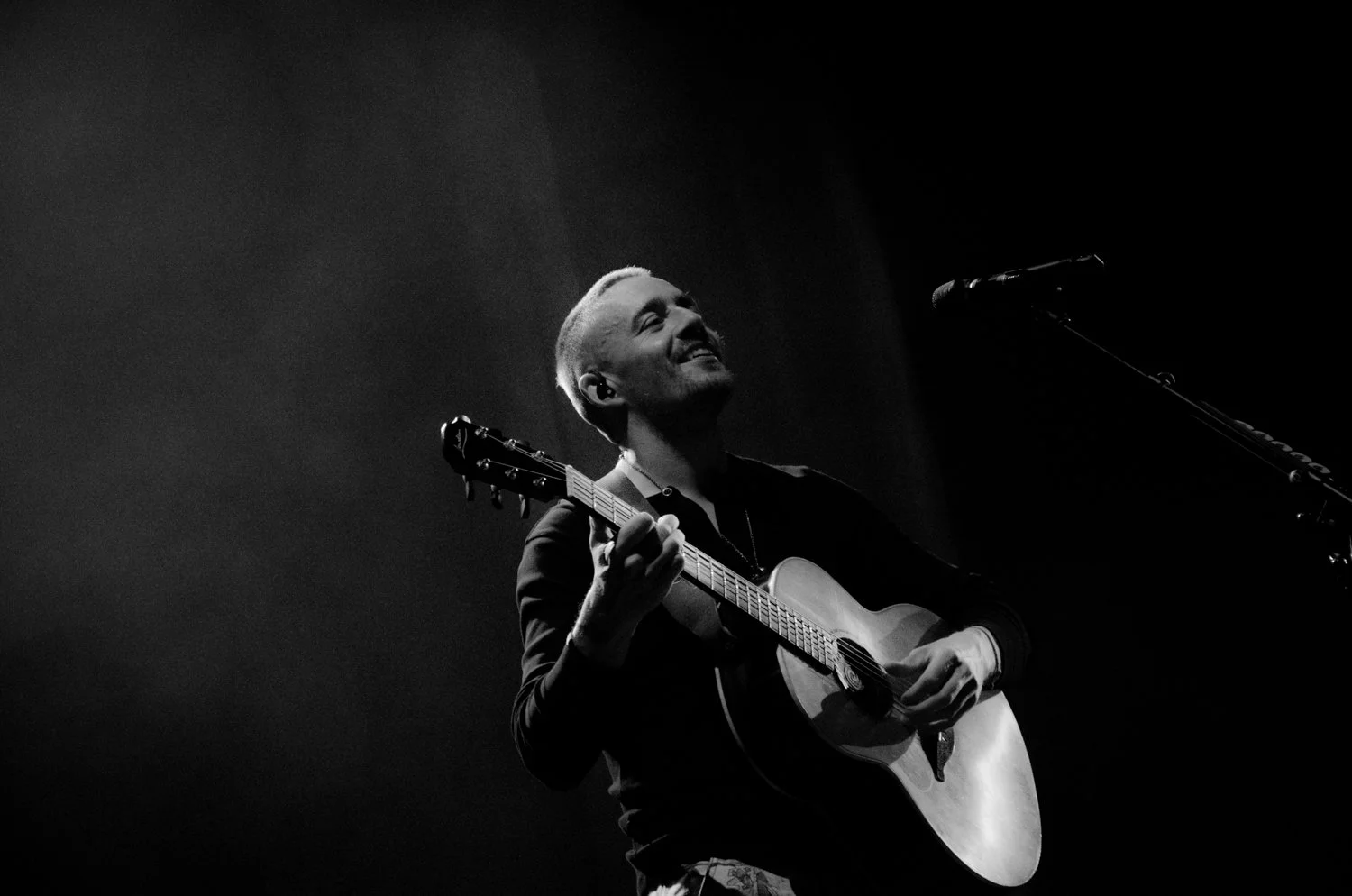 Dermot Kennedy-29.jpg