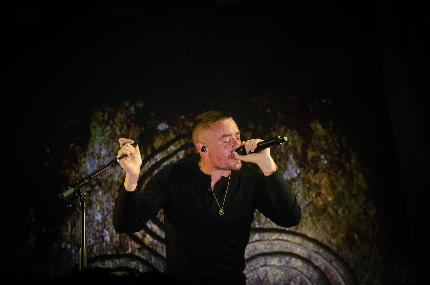 Dermot Kennedy-35.jpg