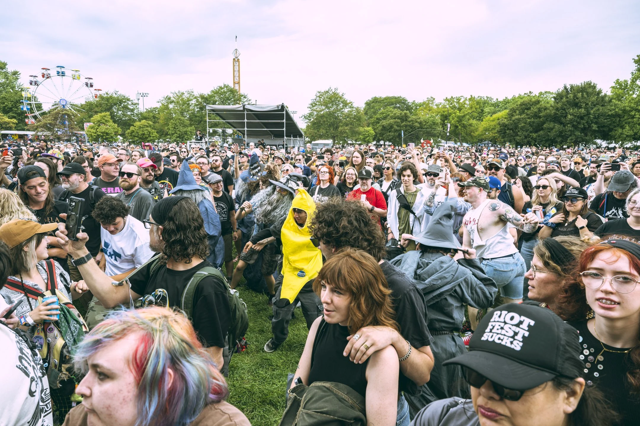 Crowd-1.jpg