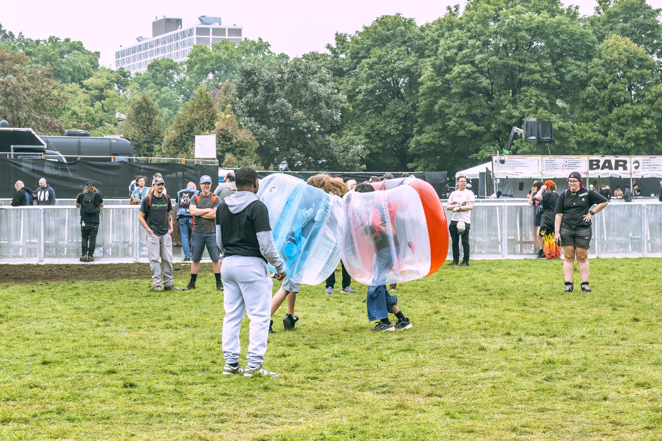 Crowd-2.jpg