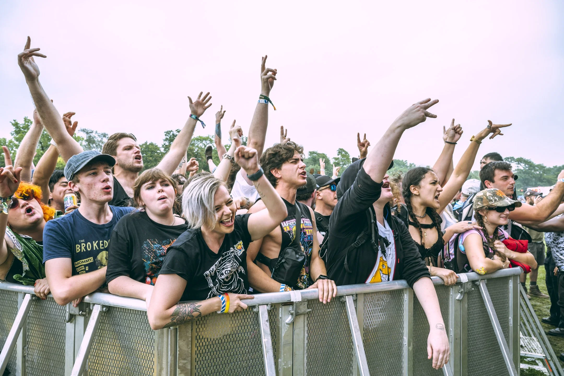 Crowd-3.jpg