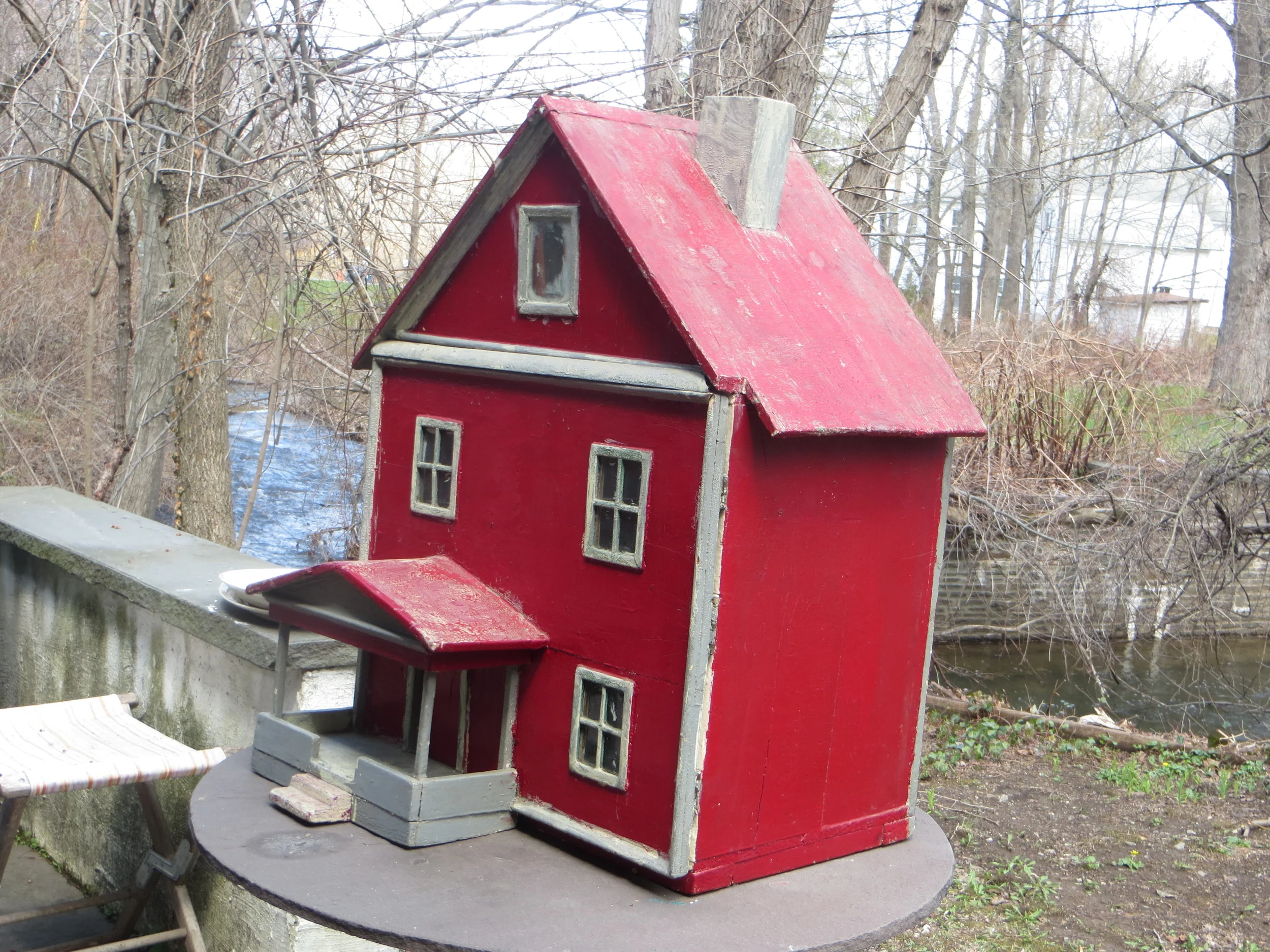 Old farmhouse dollhouse / SOLD