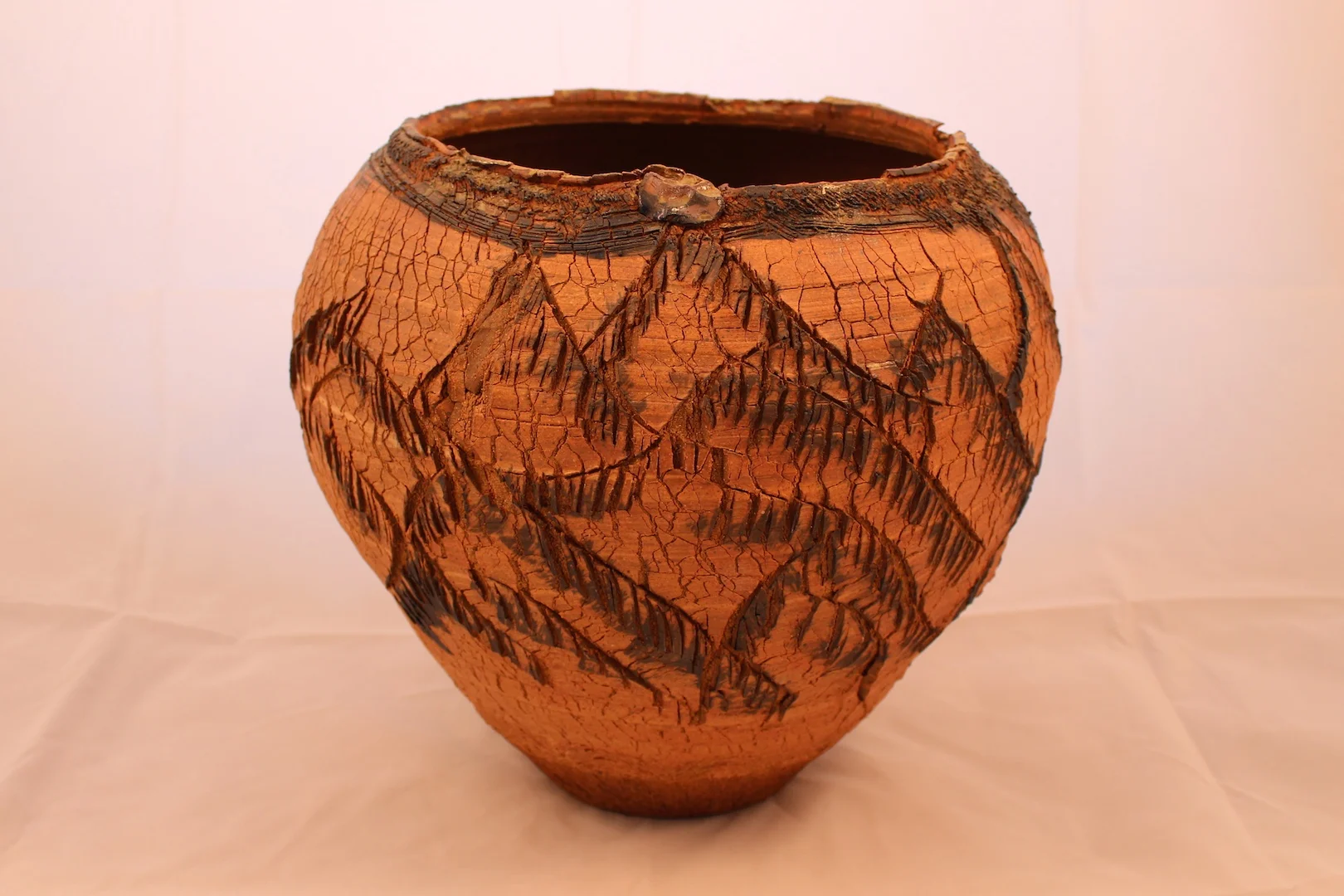 Mountain Vase / Stoneware and black underglaze