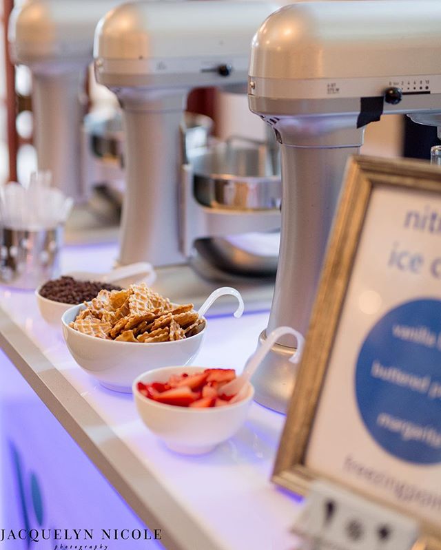 Vallourec is a French company and the planning team wanted to really wow them with some fun Texas spirit. Naturally it couldn&rsquo;t be a Texas ice cream party without a buttered pecan. We served a spiked margarita for those looking for a kick, and 