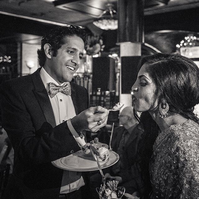 This happy couple chose three of our top flavors; Vanilla Bean, Coffee, and Salted Caramel to serve their guests. Capturing these romantic, intimate moments at weddings is always such a joy for us. ⠀
&bull;⠀
&bull;⠀
Sharing scoops of ice cream is a f