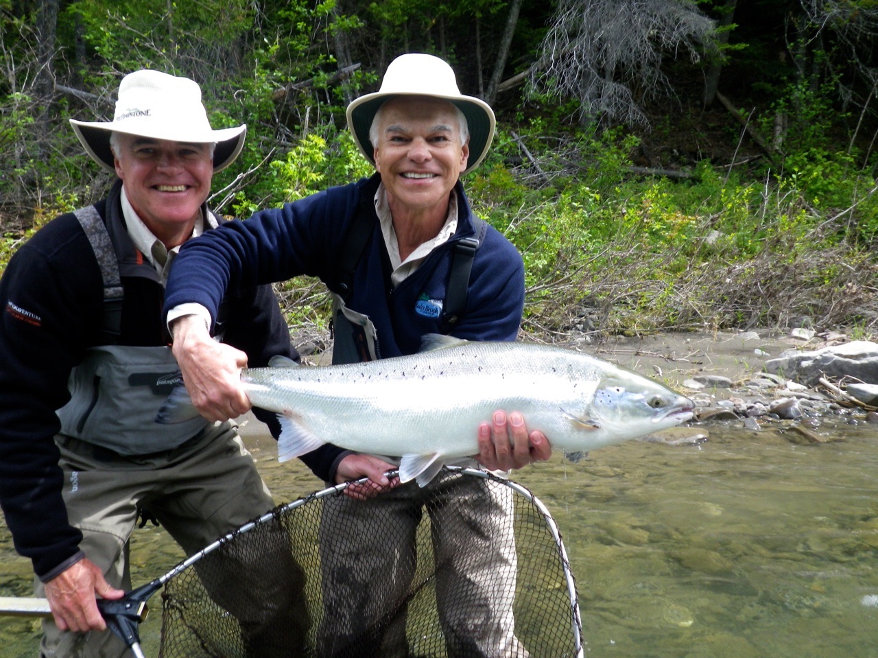 Mac et Dale Fox en sont à leur deuxième visite au Camp Bonaventure cette année; ils sont venus cinq fois! Ce sont de sacrés bon pêcheurs!