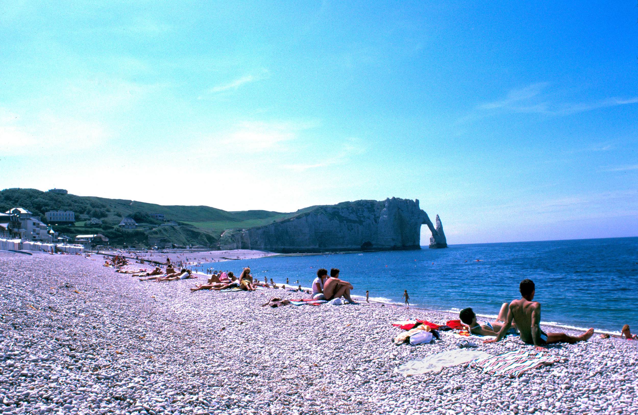 etretat-france.jpg