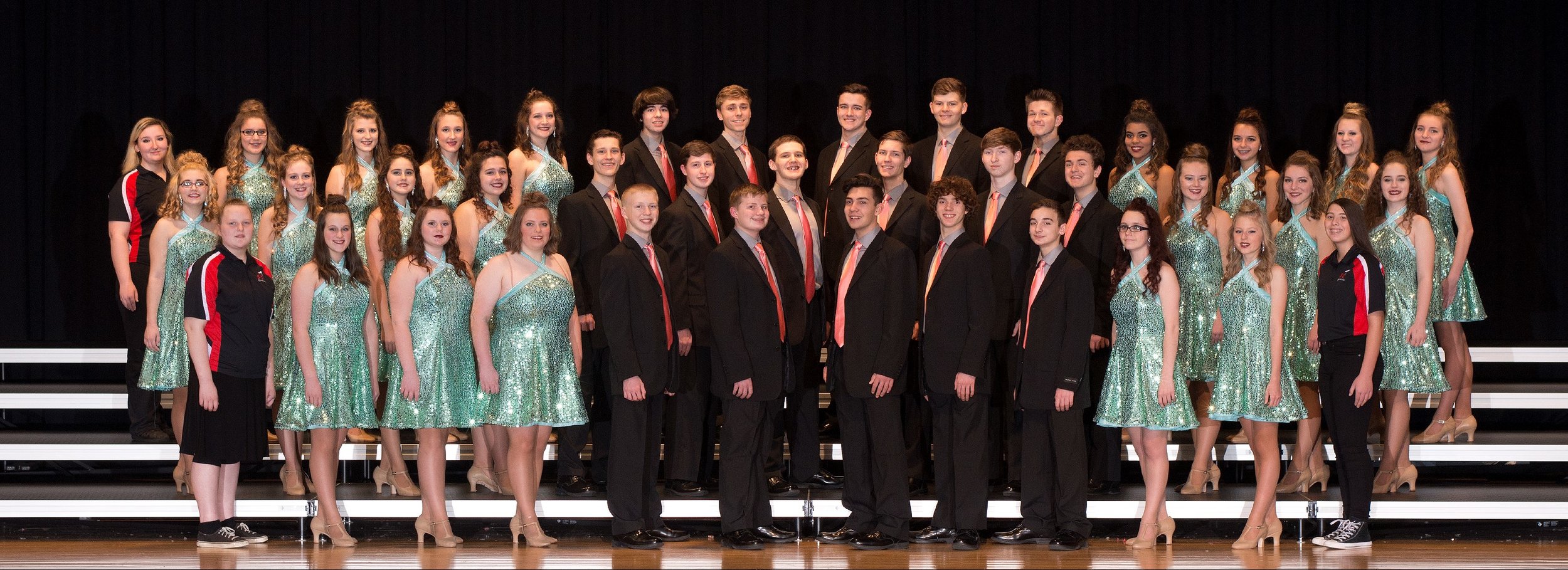 New Edition is Edgewood’s beginning mixed show choir comprised of mostly freshmen and sophomore students. These students bring to life the choreography of Marty DeMott and Lexi Ingalls, and consist of over 30 members. New Edition is known for performing exciting and entertaining shows and has been proven to be a top contenders in the varsity and Small Mixed divisions. The majority of these students have never performed in a show choir before joining this choir, making their success that much more remarkable.