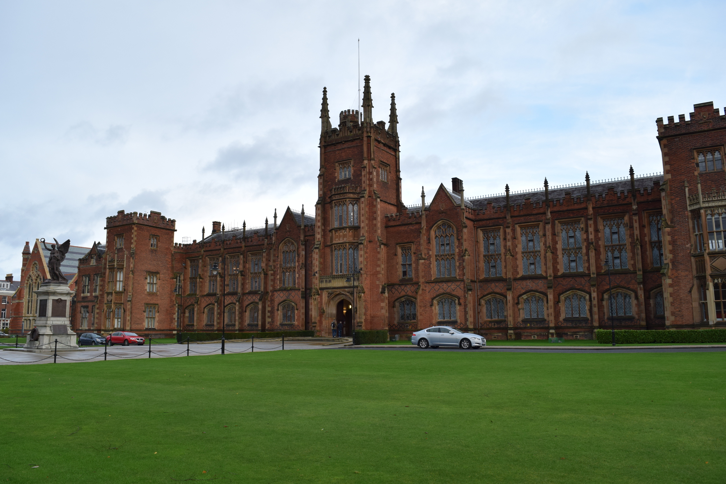 Queen's University Belfast