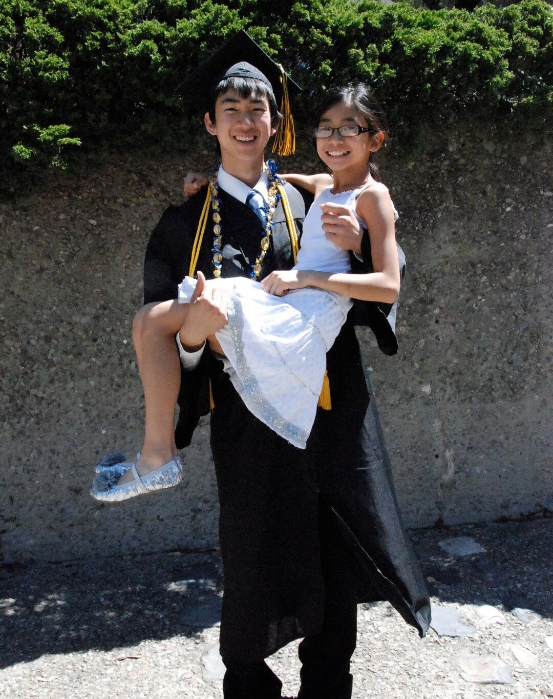 Happy graduation @nicoleefongg!

[1] 2013, my graduation from Cal.
[2] 2023, sister's graduation from Cal. 

Ten years ago, she was small and I loved her. Ten years later, it is still the same :).