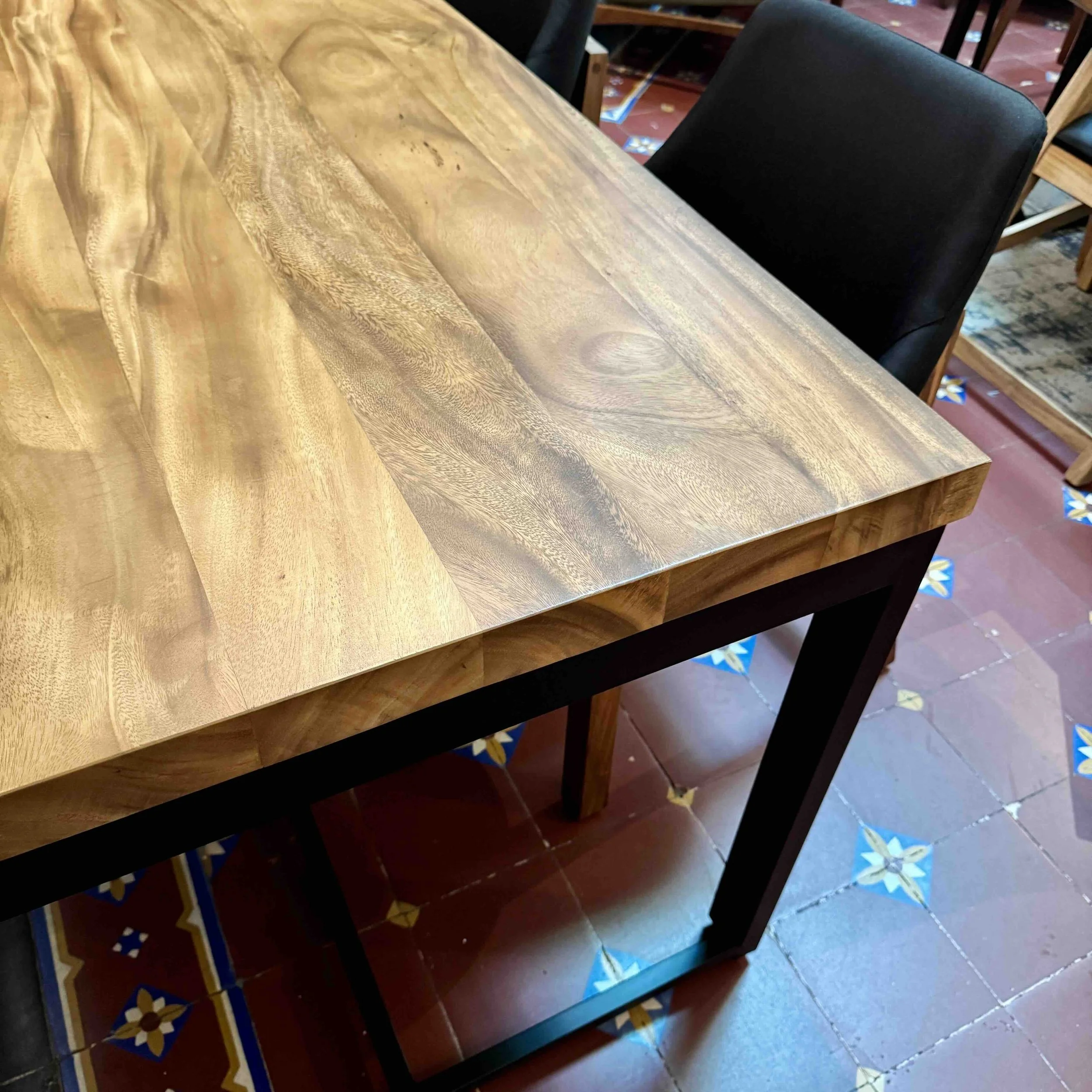 Mesa Multi Usos Parota 4.jpg