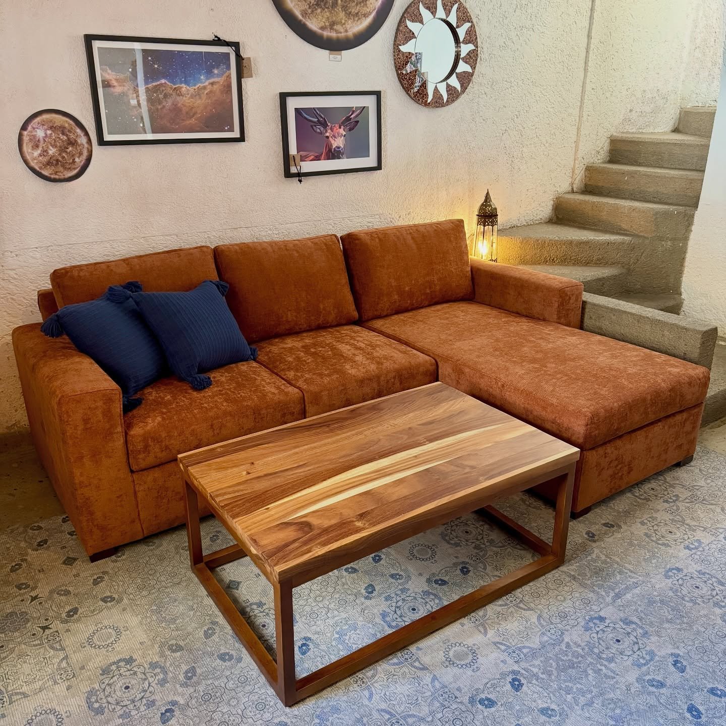 Nueva Sala Berl&iacute;n con estructura de madera s&oacute;lida y amplia variedad de telas a seleccionar.

Sala en L 
260x170x100cm 
$38,600