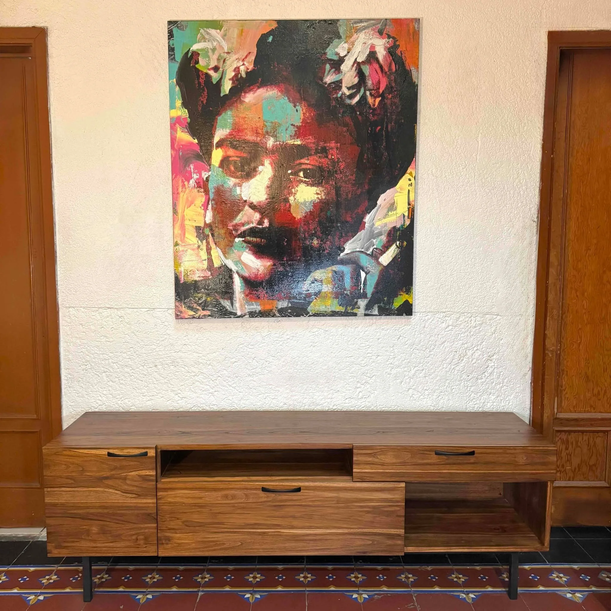 ⚽📺 Prep&aacute;rate para el Mundial como se debe

La Consola TV Oslo lista para tus partidos, gritos y goles de &uacute;ltimo minuto 😏🔥

📐 180 x 60 x 40 cm
🌲 Pino: $16,900
🌳 Parota: $21,600

Porque el mejor lugar para ver el f&uacute;tbol&helli