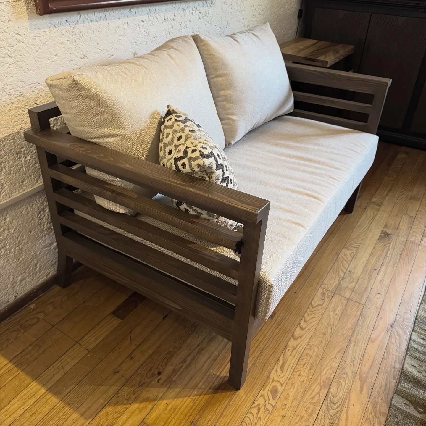 ❤️ &iexcl;Promociones Bomba 🔥!

El complemento perfecto para tu sala lleg&oacute; con descuento. El Love Seat Caribe combina dise&ntilde;o, confort y estilo para crear espacios acogedores y llenos de personalidad.

✨ 20% de descuento
💲 Antes: $15,7
