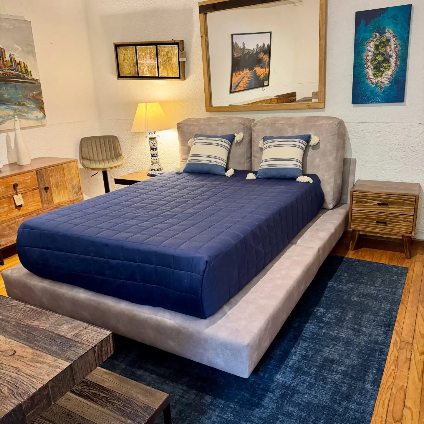 ☁️ Rec&aacute;mara Nube | Promoci&oacute;n Bomba 🔥 ☁️

Renueva tu descanso con la calidez y calidad de nuestros muebles de madera s&oacute;lida. Aprovecha el 20% de descuento en la Rec&aacute;mara Nube por tiempo limitado.

✨ Precios con descuento:

