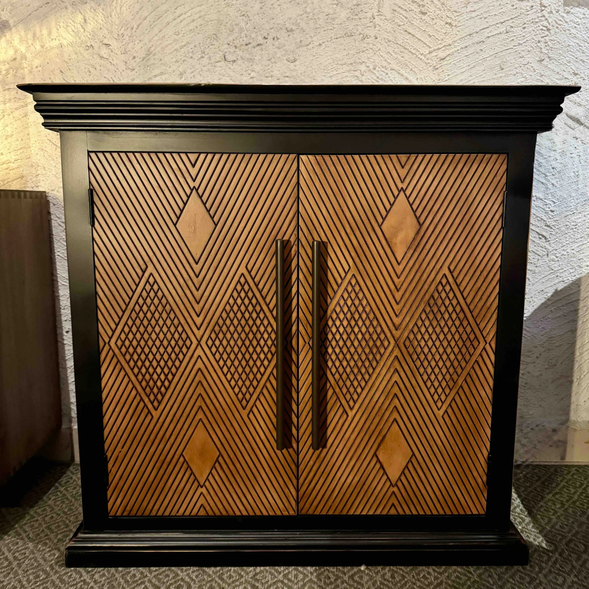 Consola Retro 2 puertas 4.jpg