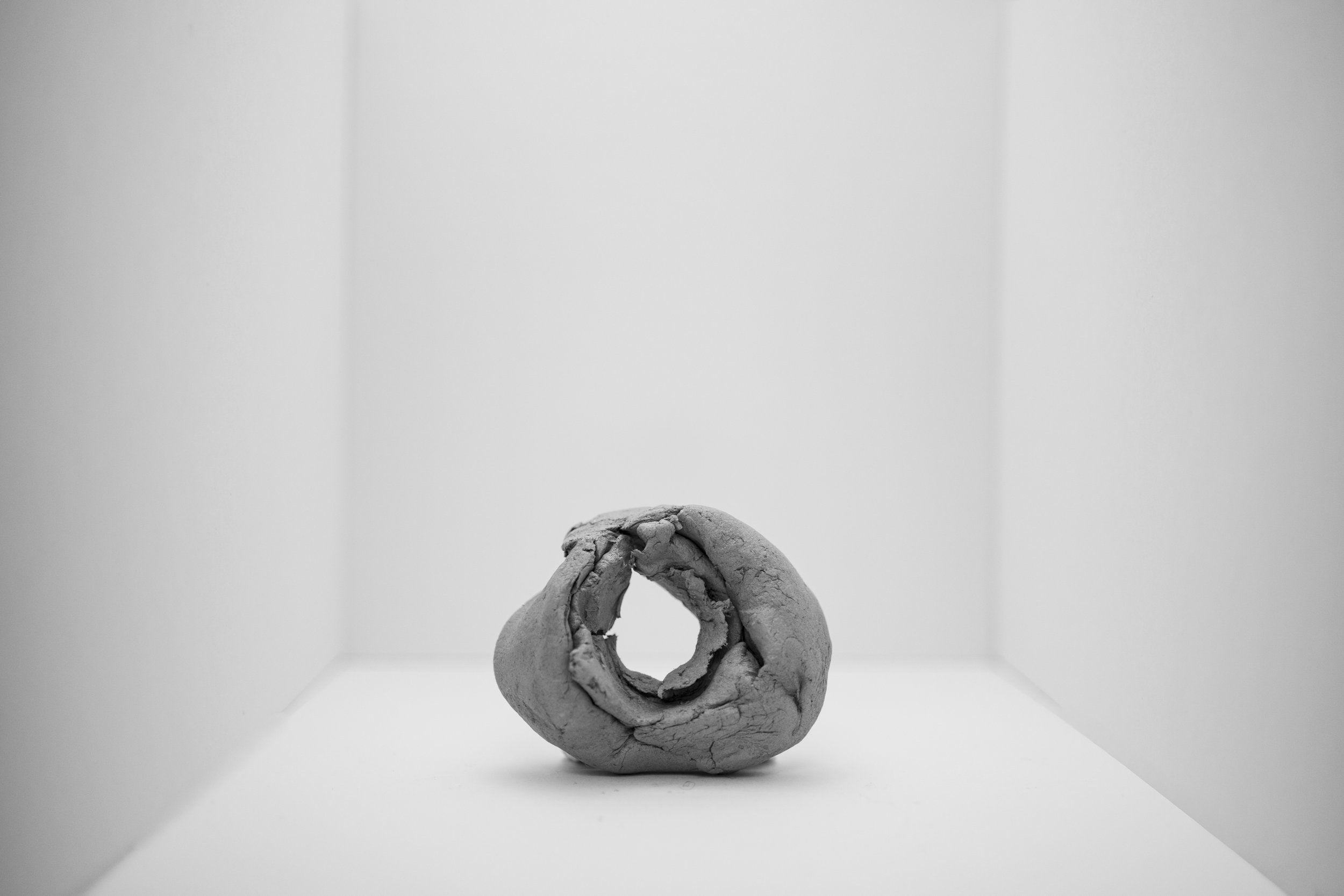 WHITETHINGS082.jpg