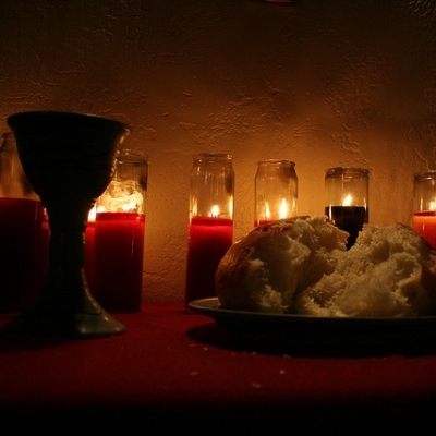 Communion and Reaching Up (4 of 4)