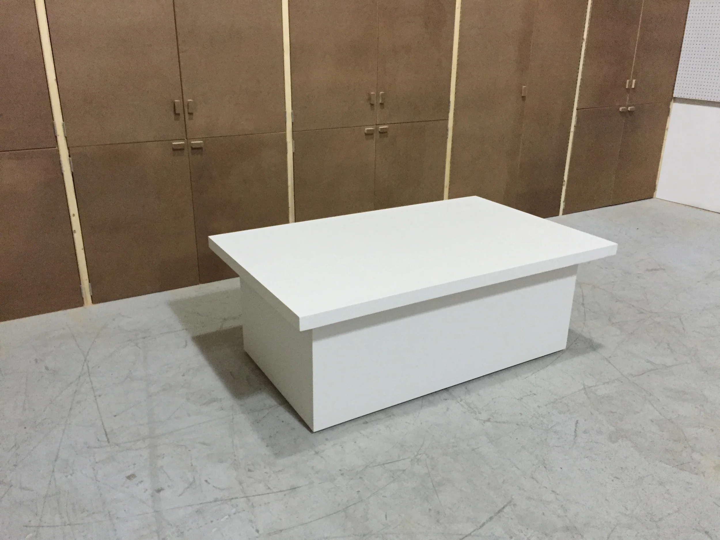 Pedestal - Klein.JPG