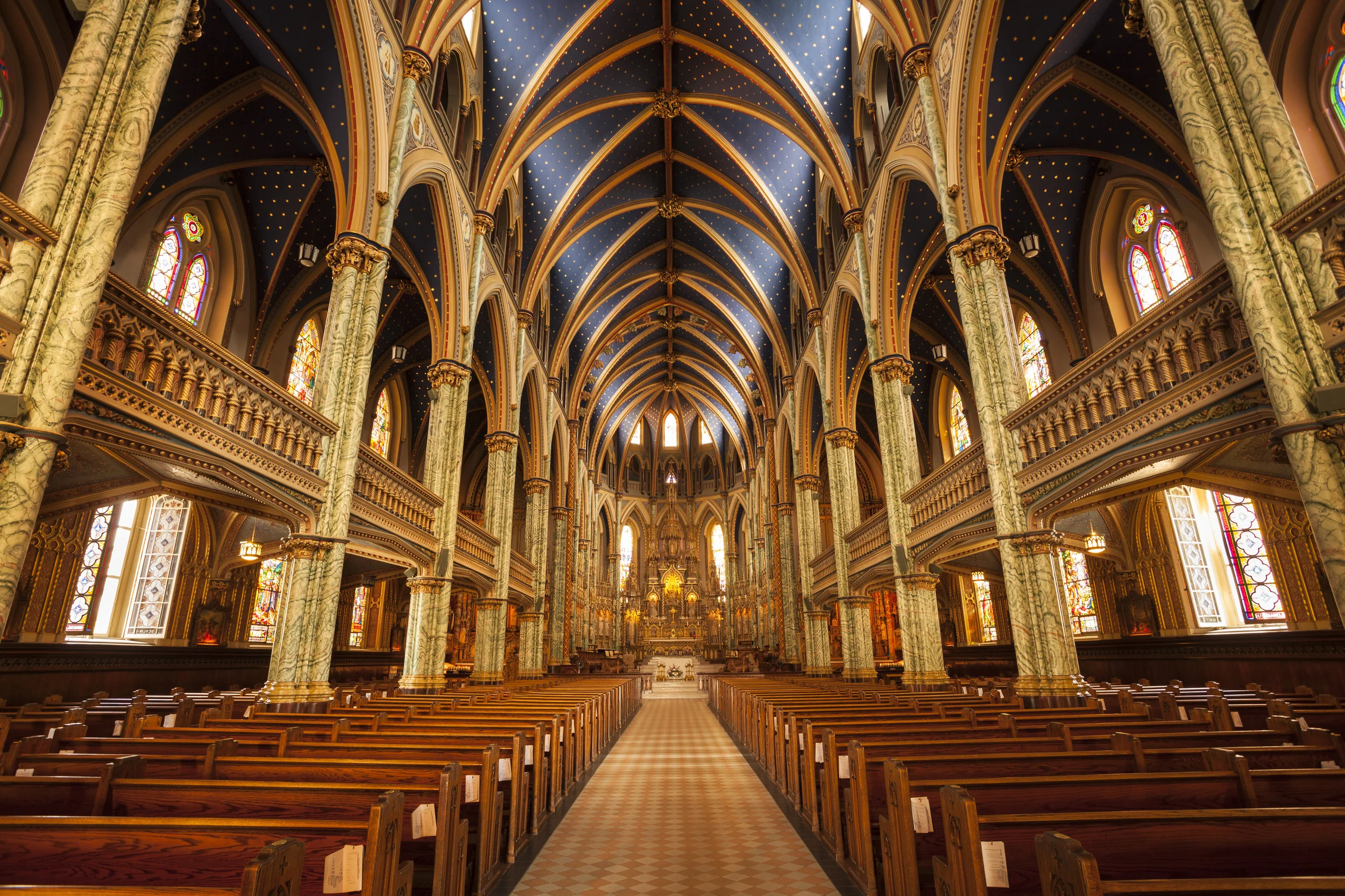 Notre-Dame-Cathedral-Ottawa-579737278_3869x2579.jpeg