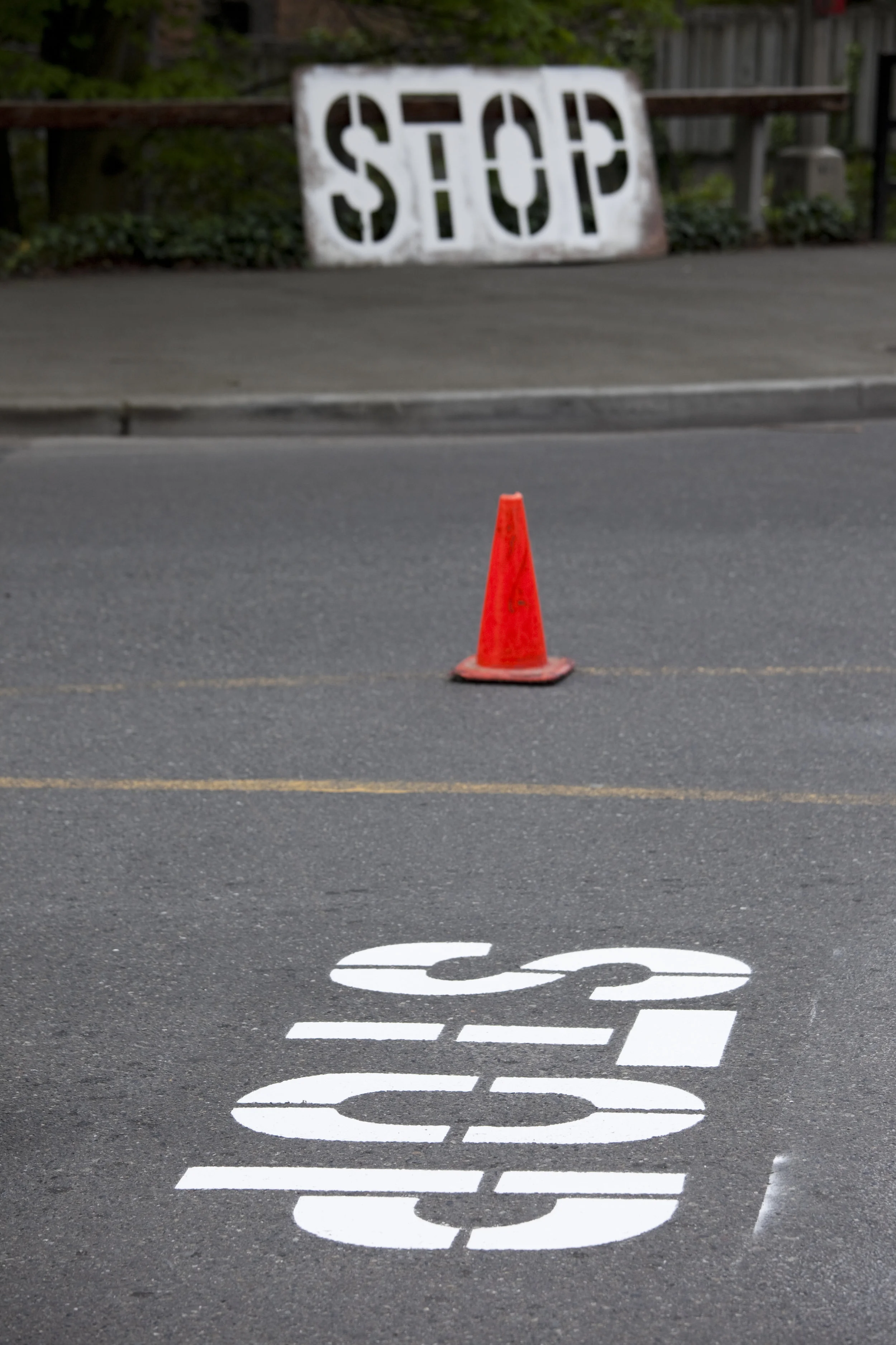 Road-construction-crew's-freshly-painted-Stop-Sign-on-street-109162310_2578x3867.jpeg