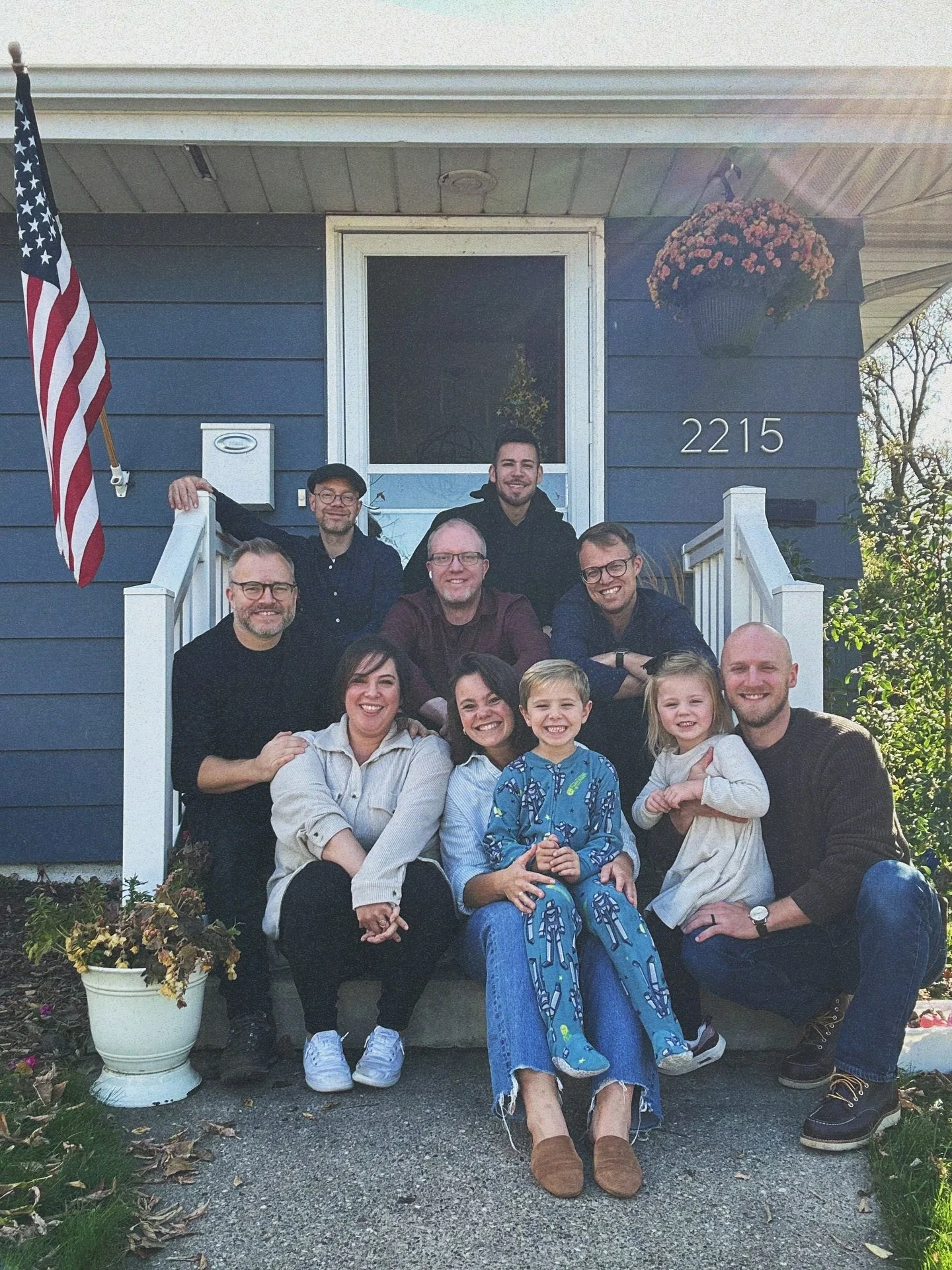 🚨 The last show of tour is TONIGHT! 🚨

We&rsquo;ve had a beautiful, full several days in Minnesota and Iowa! 

Saturday&rsquo;s show at Lincoln Center of the Block was outstanding &mdash; thanks to all of you who braved the cold to be with us! 🥶

