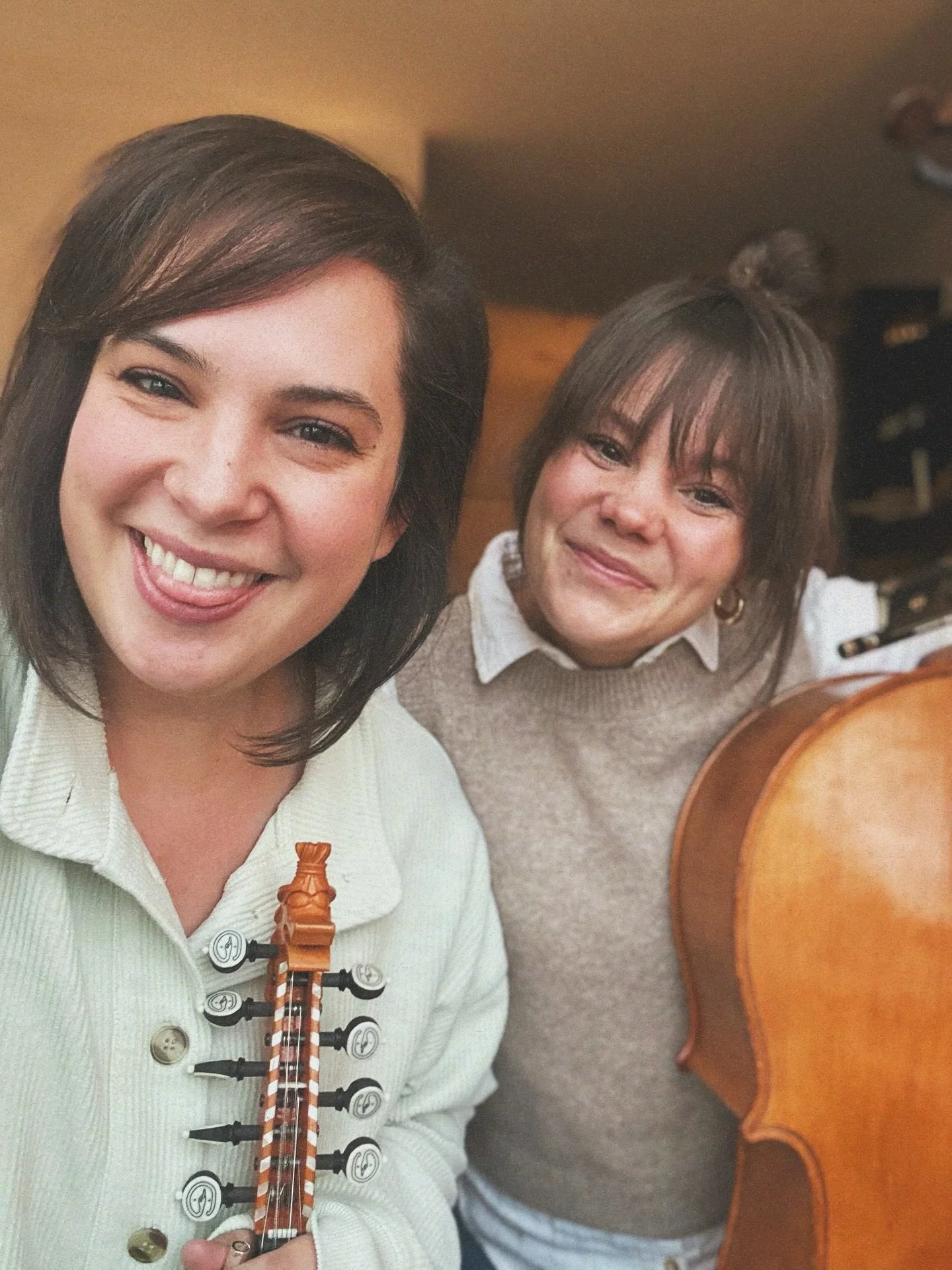 Happy Friday from OKHQ! ☀️

Popping in to wish y&rsquo;all a beautiful weekend, and to remind you that our next show is 12/5 and she&rsquo;s a doozy! 

✨ Opening for the mind blowing Leo Kottke
✨ Show is 7pm at The Ordway

We can&rsquo;t believe we g