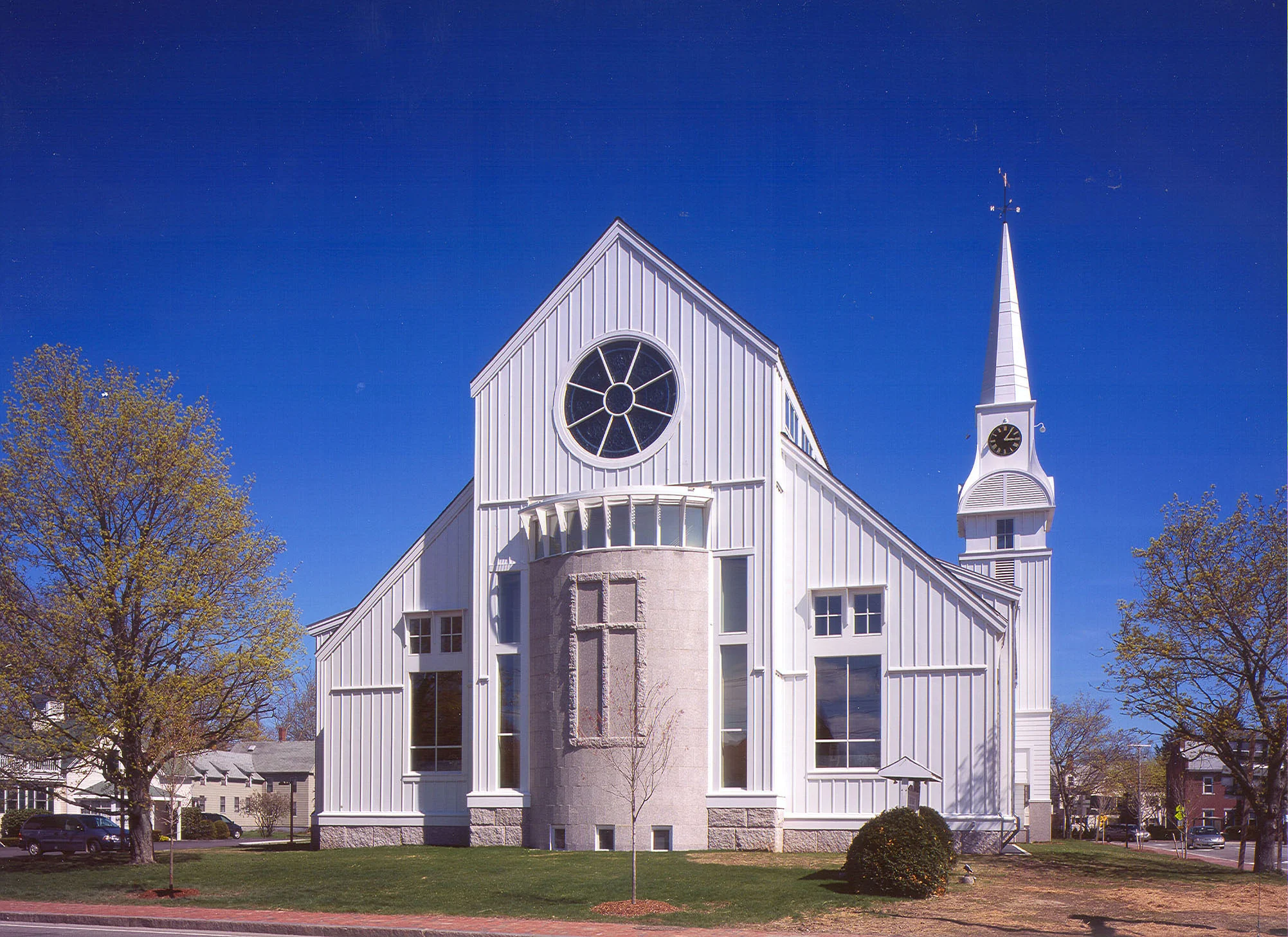 Exterior 5.jpg