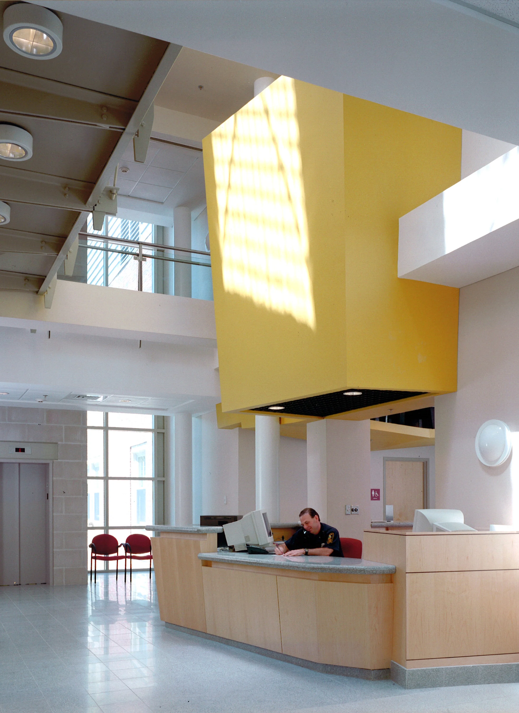 Brookline PSB_int_lobby.jpg