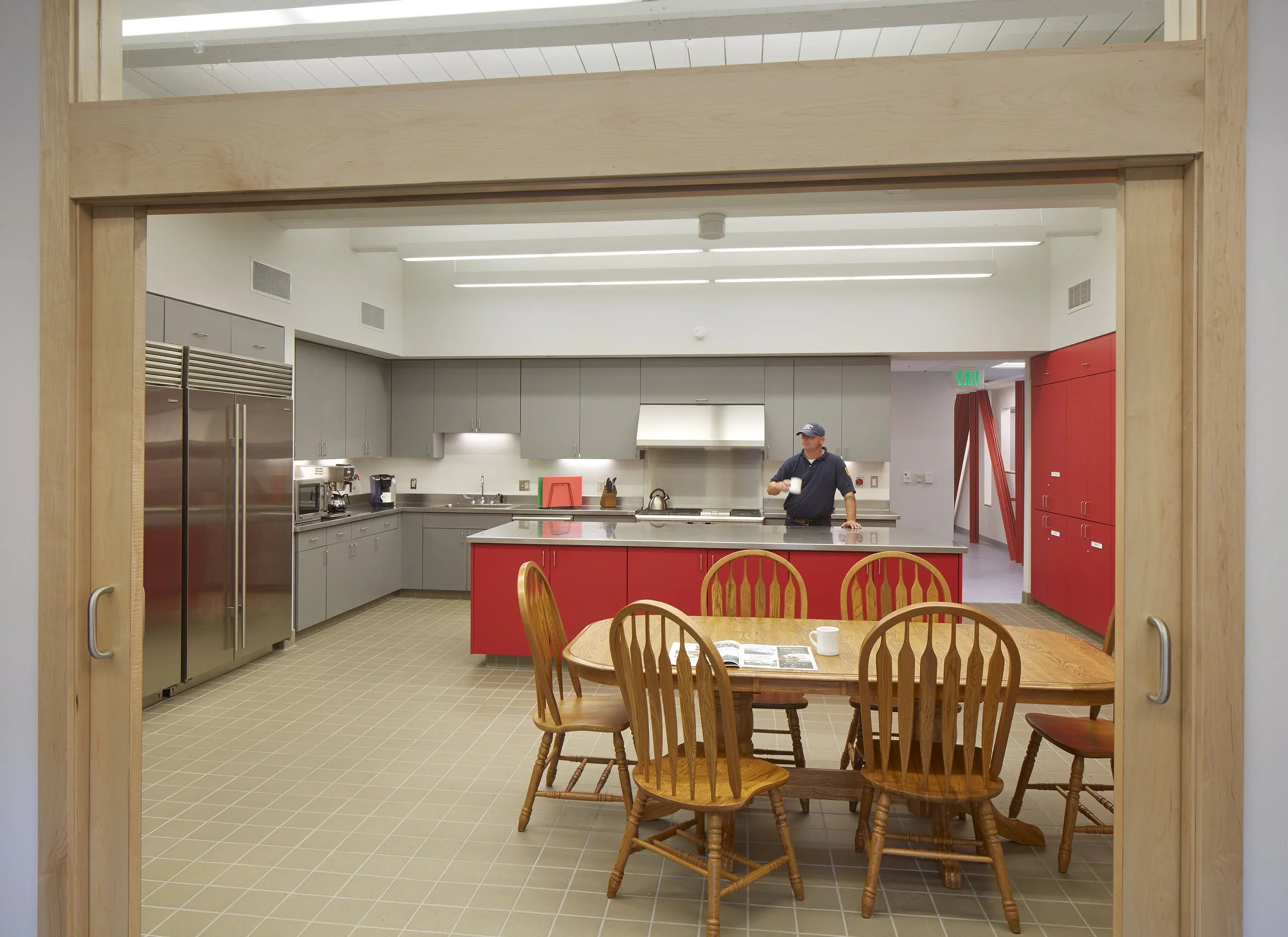 ArlCentralFS_int_kitchen_8730.jpg