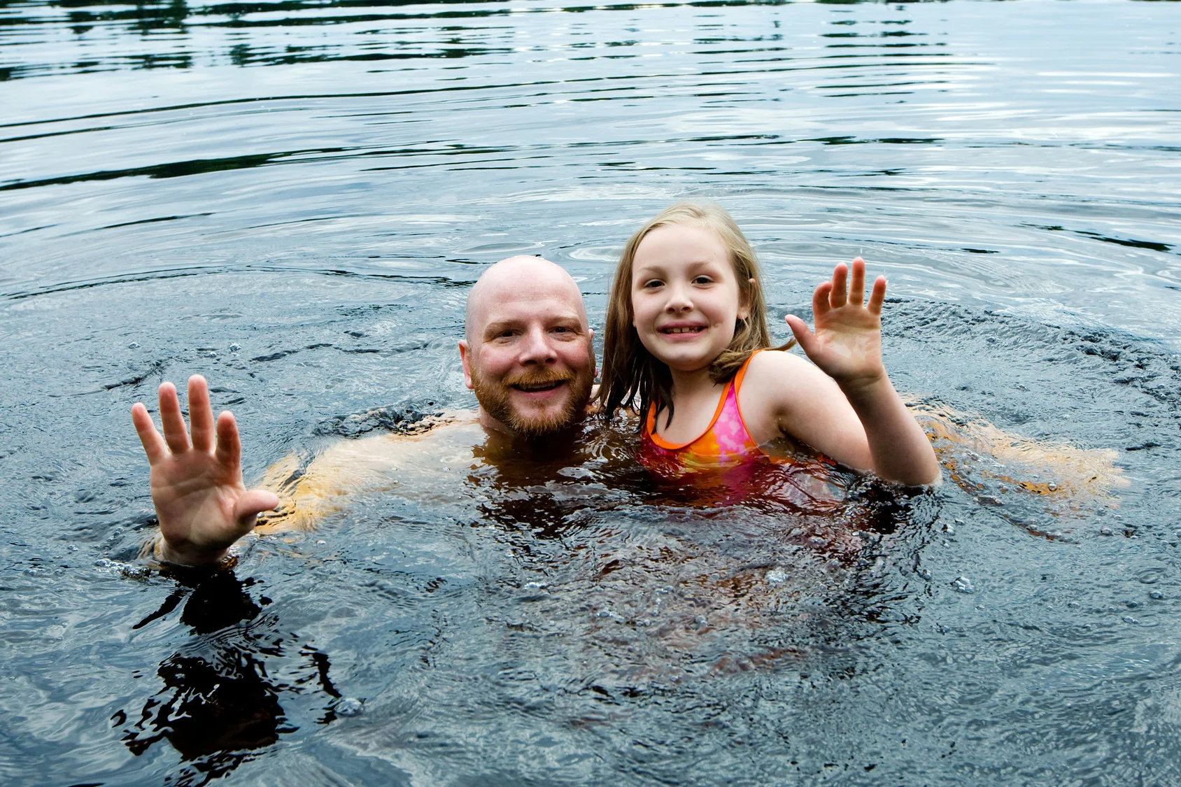 Father daughter swim_33477993_Subscription_Monthly_M.jpg