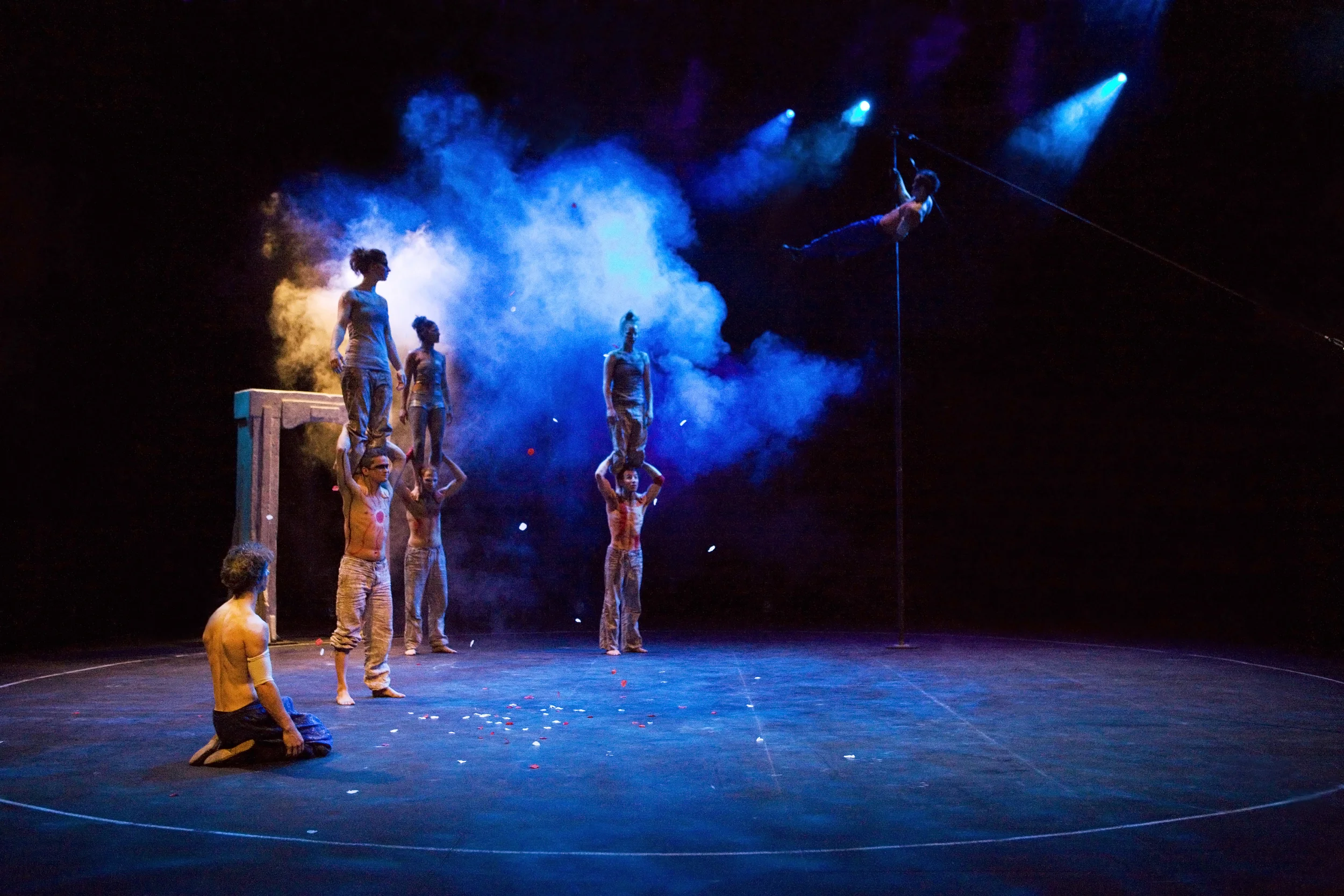 The Roundhouse Circus Company 066.jpg
