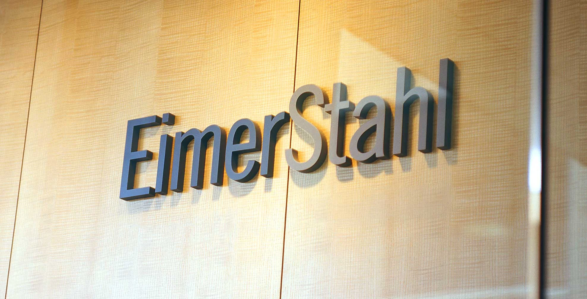 eimer-stahl_sign.jpg