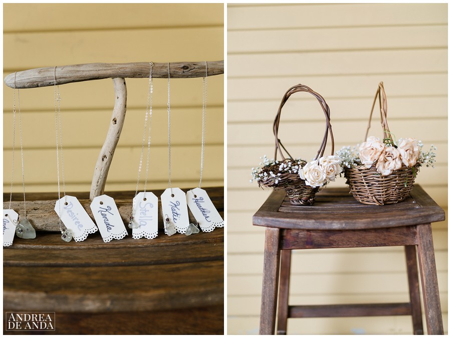 MOB design and handmade this necklaces, very special gift for the bridesmaids and friends.