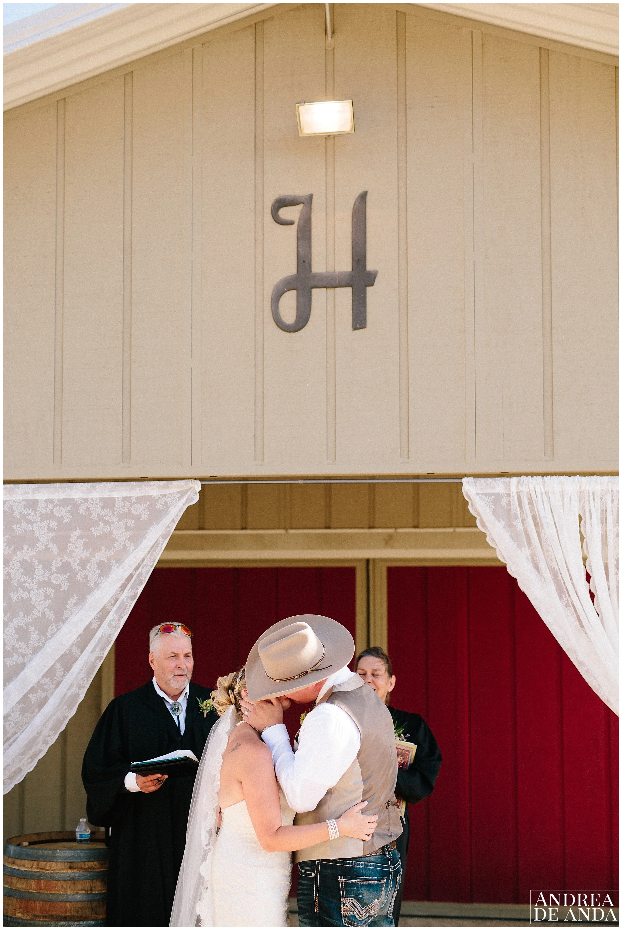 Santa Ynez Valley back yard wedding_Andrea de Anda Photography__0042.jpg