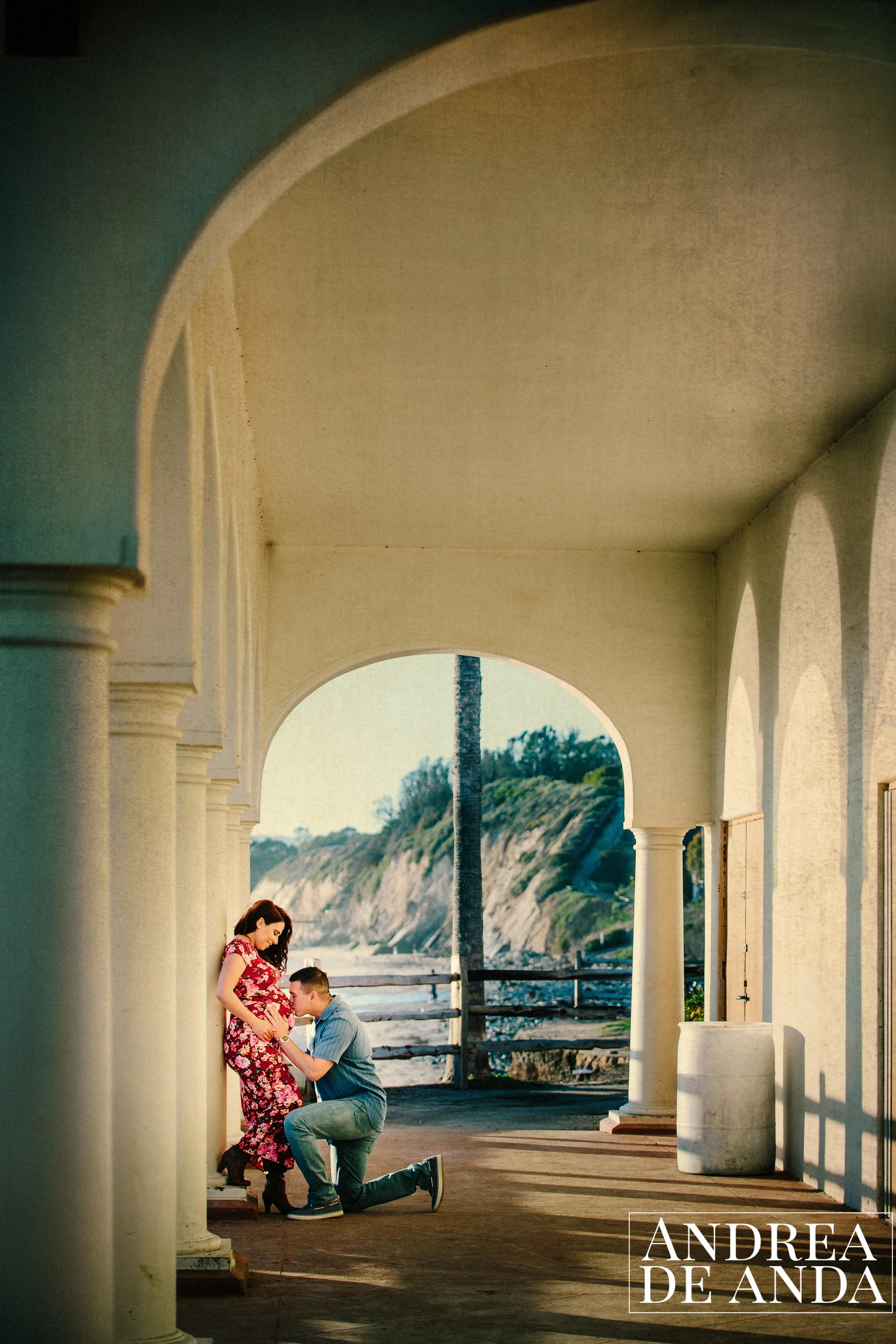 Maternity session at Bacara Resort Santa Barbara by Andrea de Anda Photography