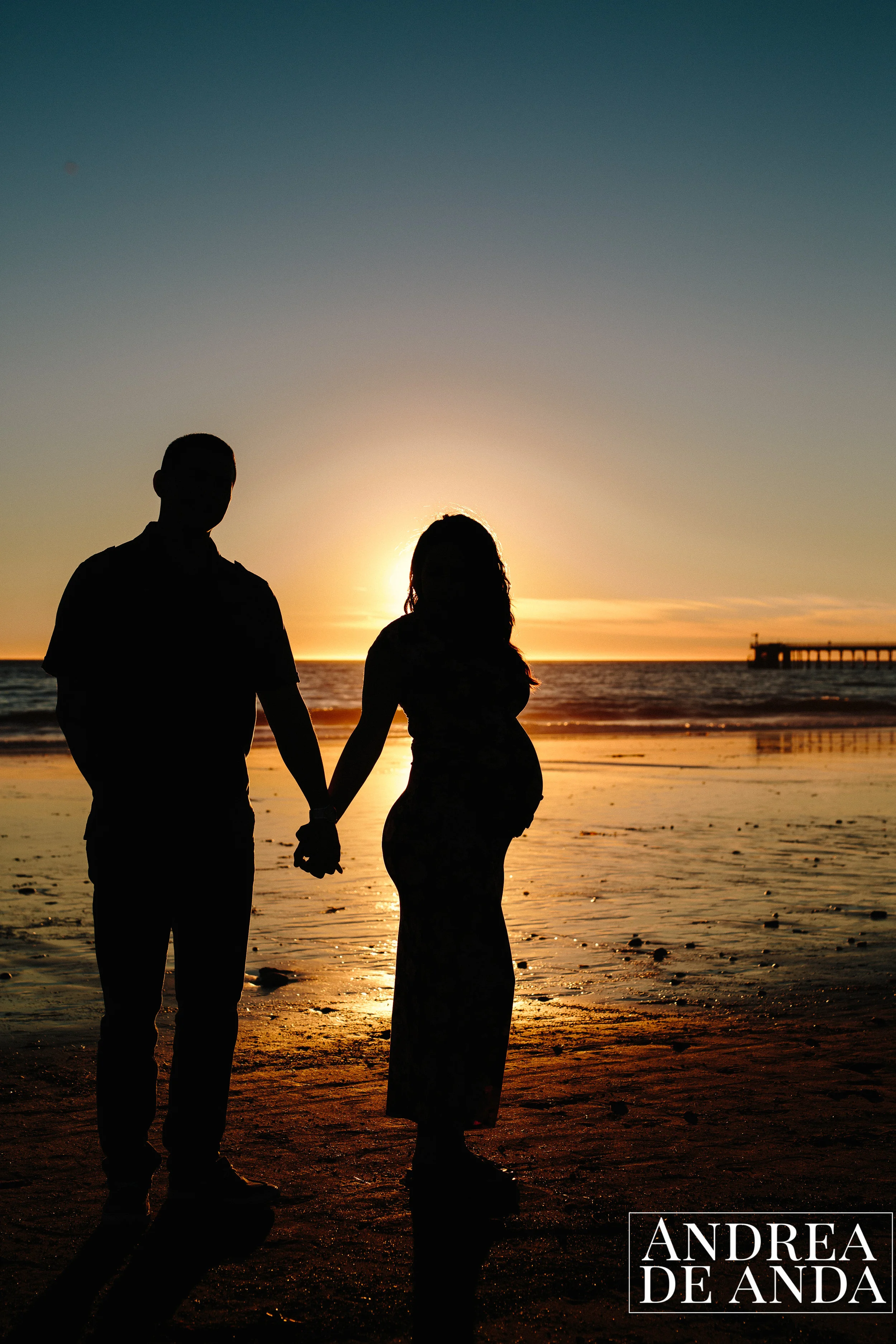 Maternity session at the beach in Santa Barbara by Andrea de Anda Photography