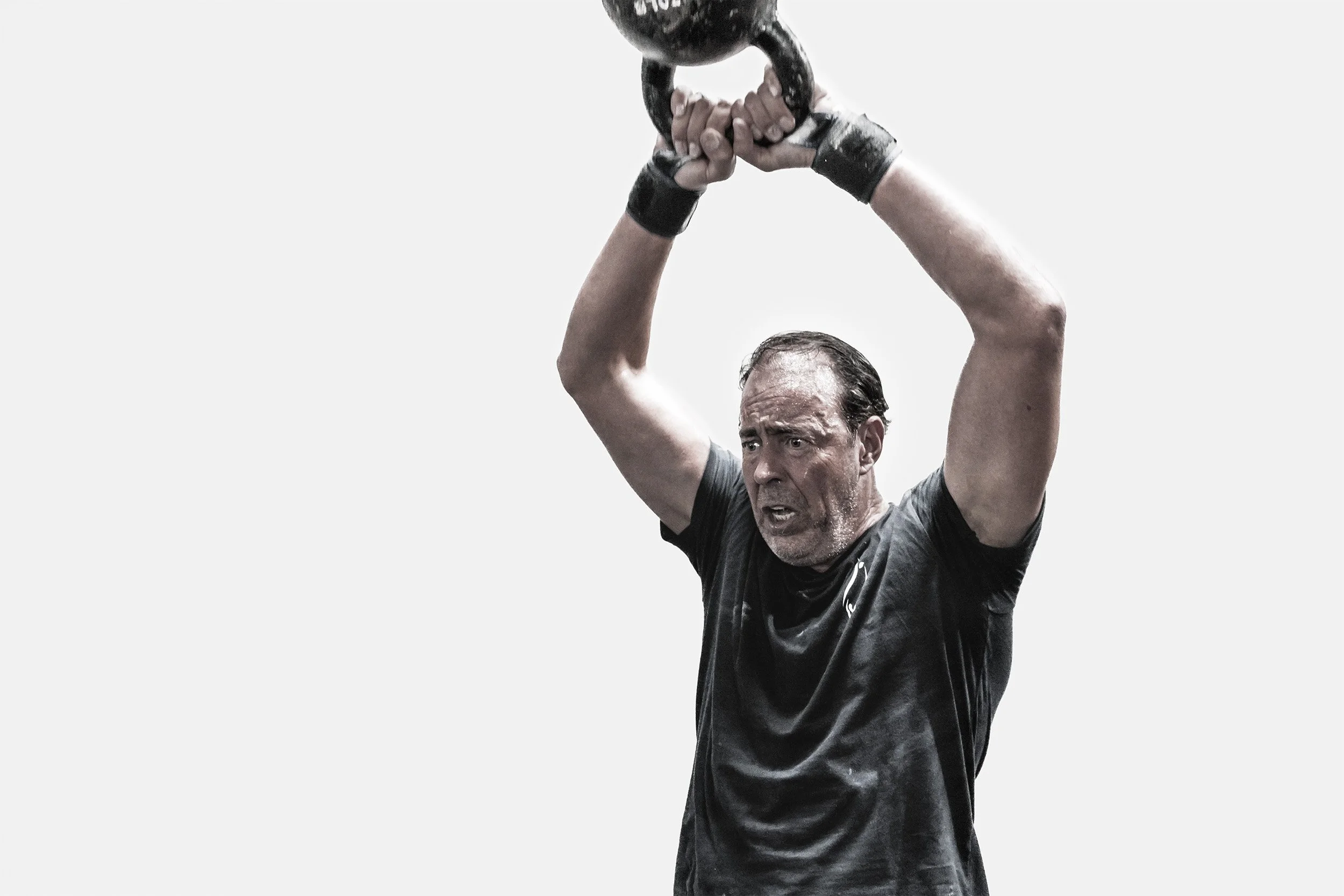 122-Robert_Kettlebell_DSC07257-1.jpg