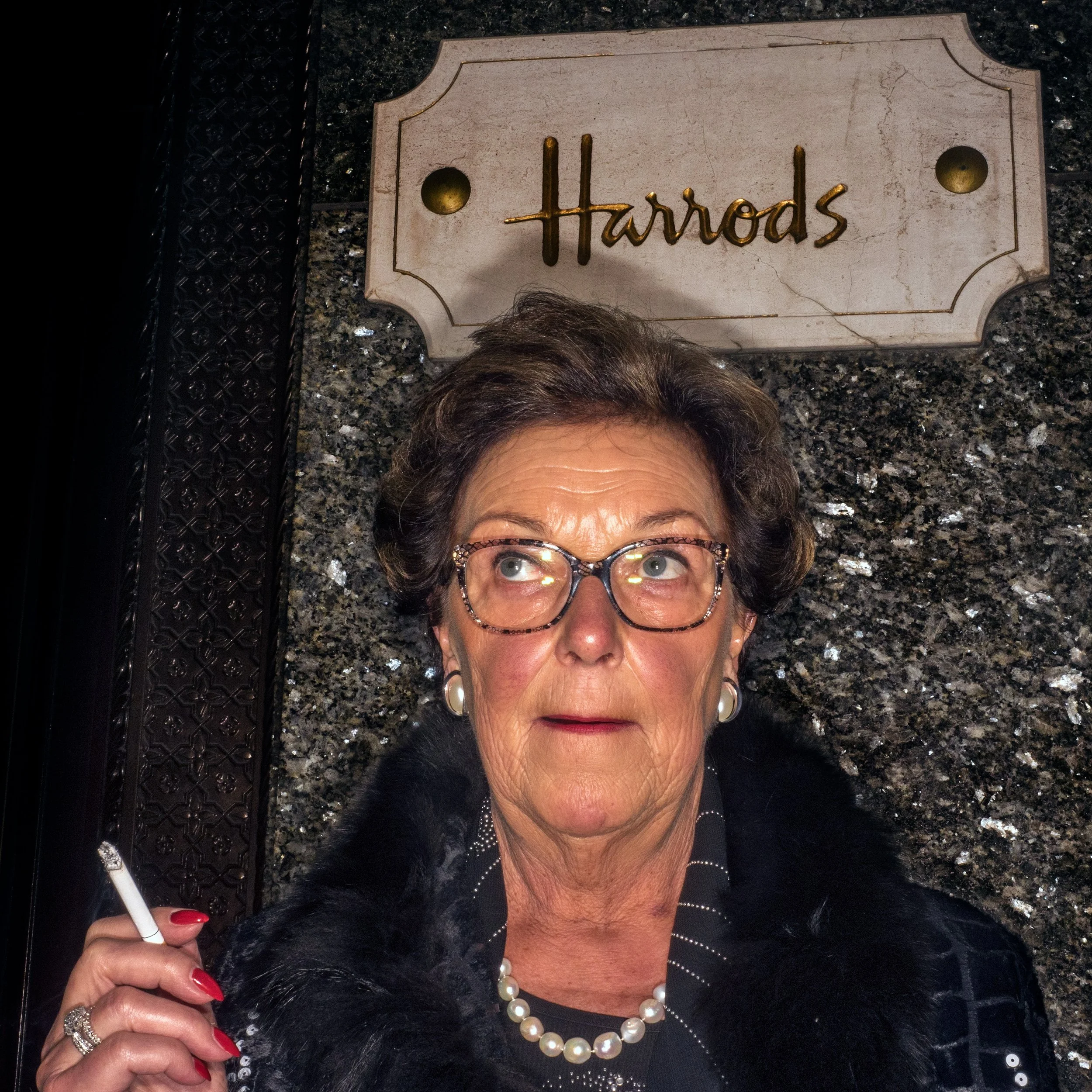 made in chelsea-harrods fag break.jpg